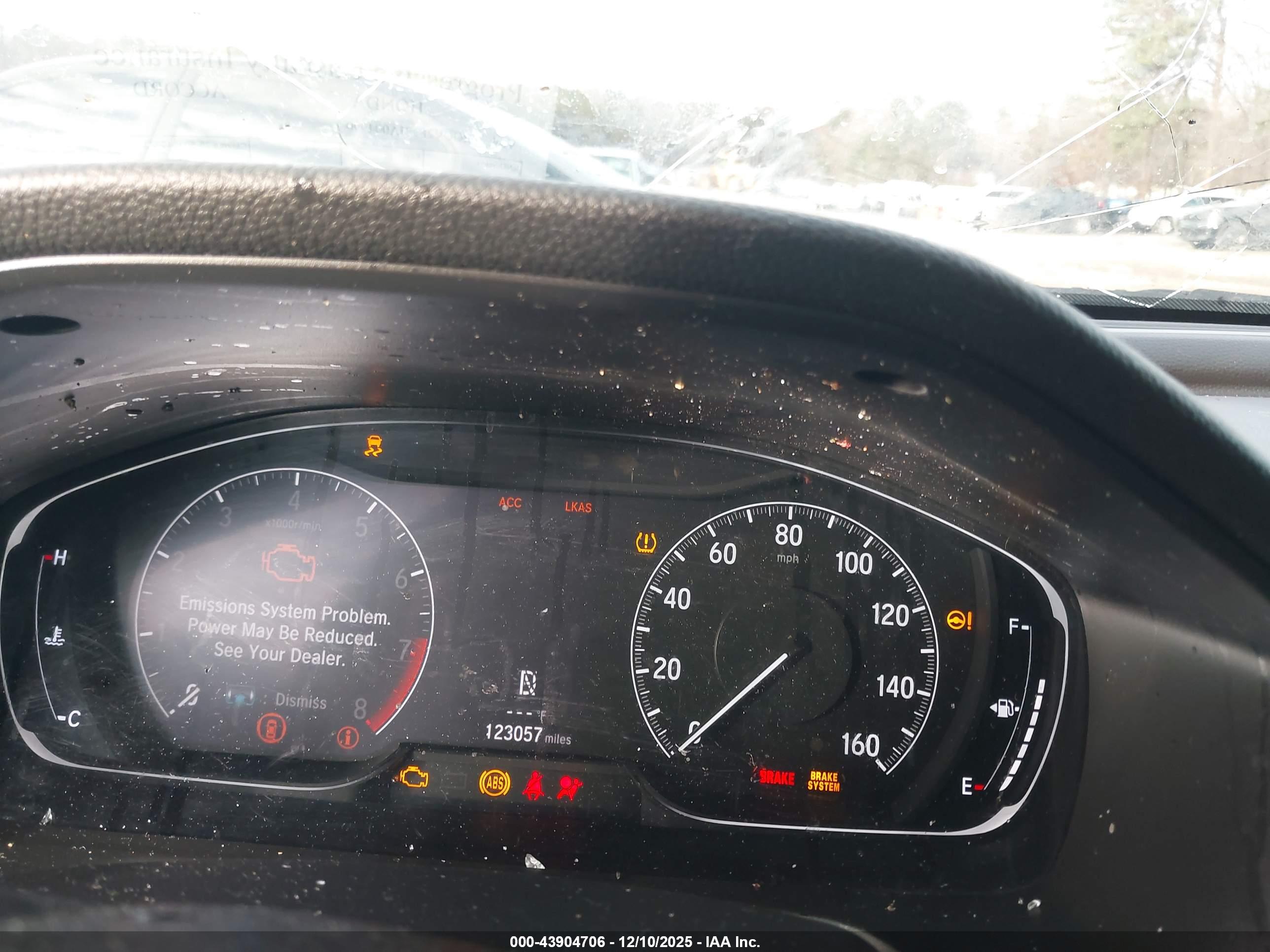 HONDA ACCORD image 7