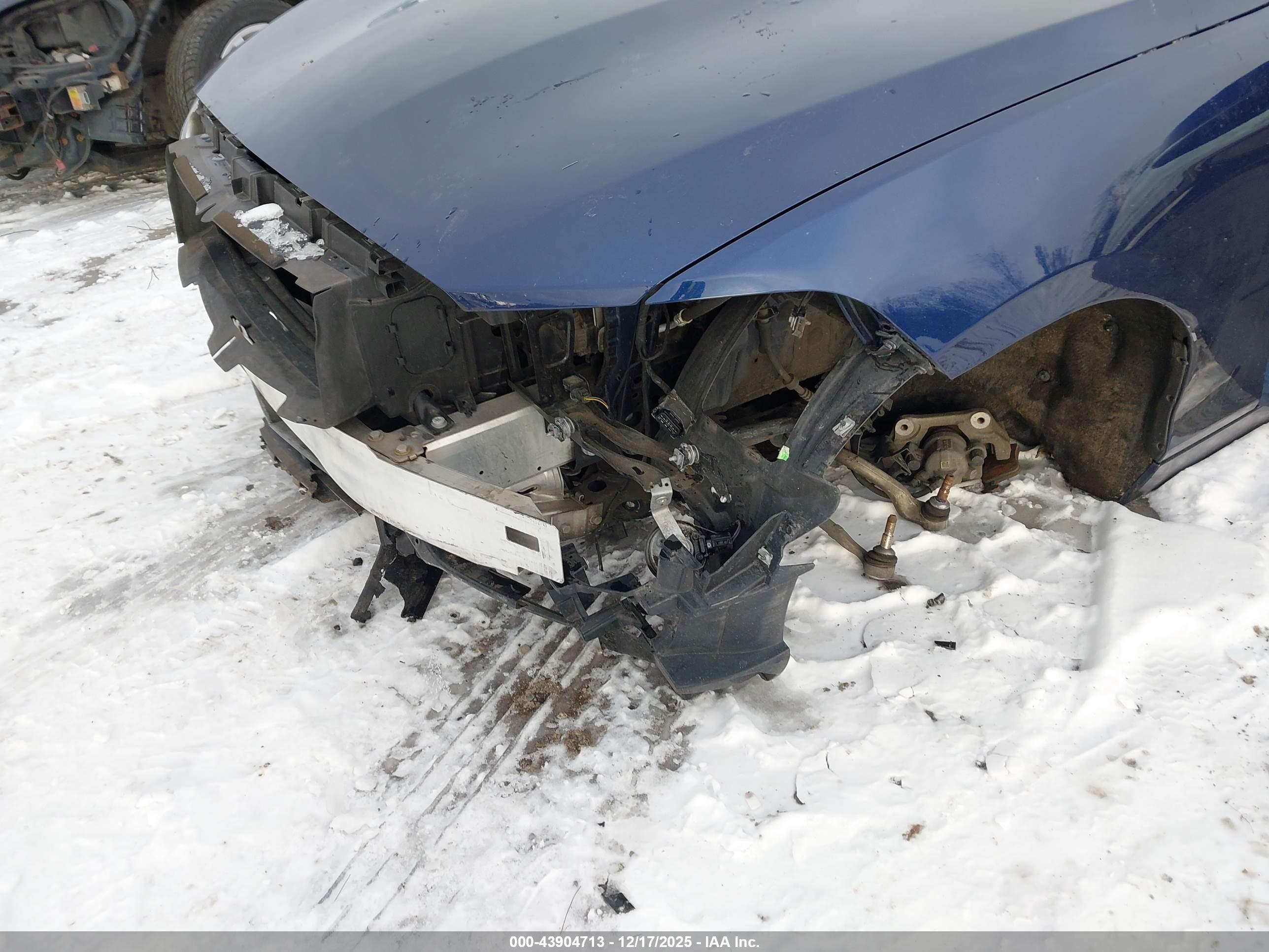 BMW 230I image 6