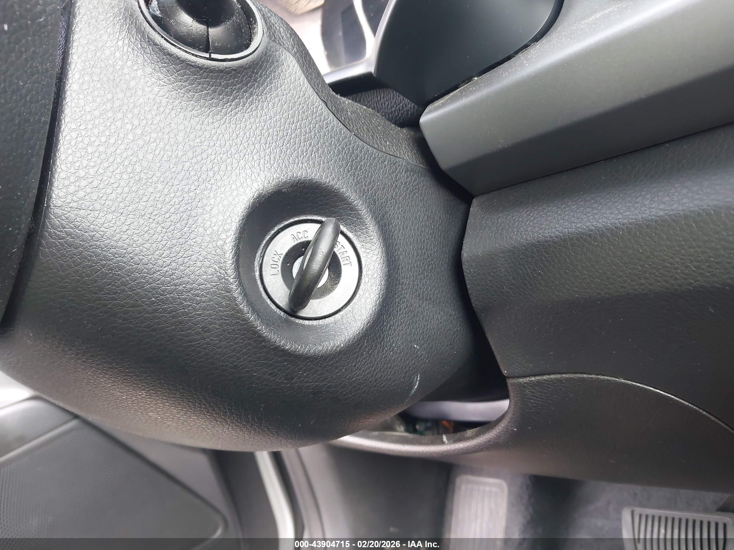KIA RIO image 11