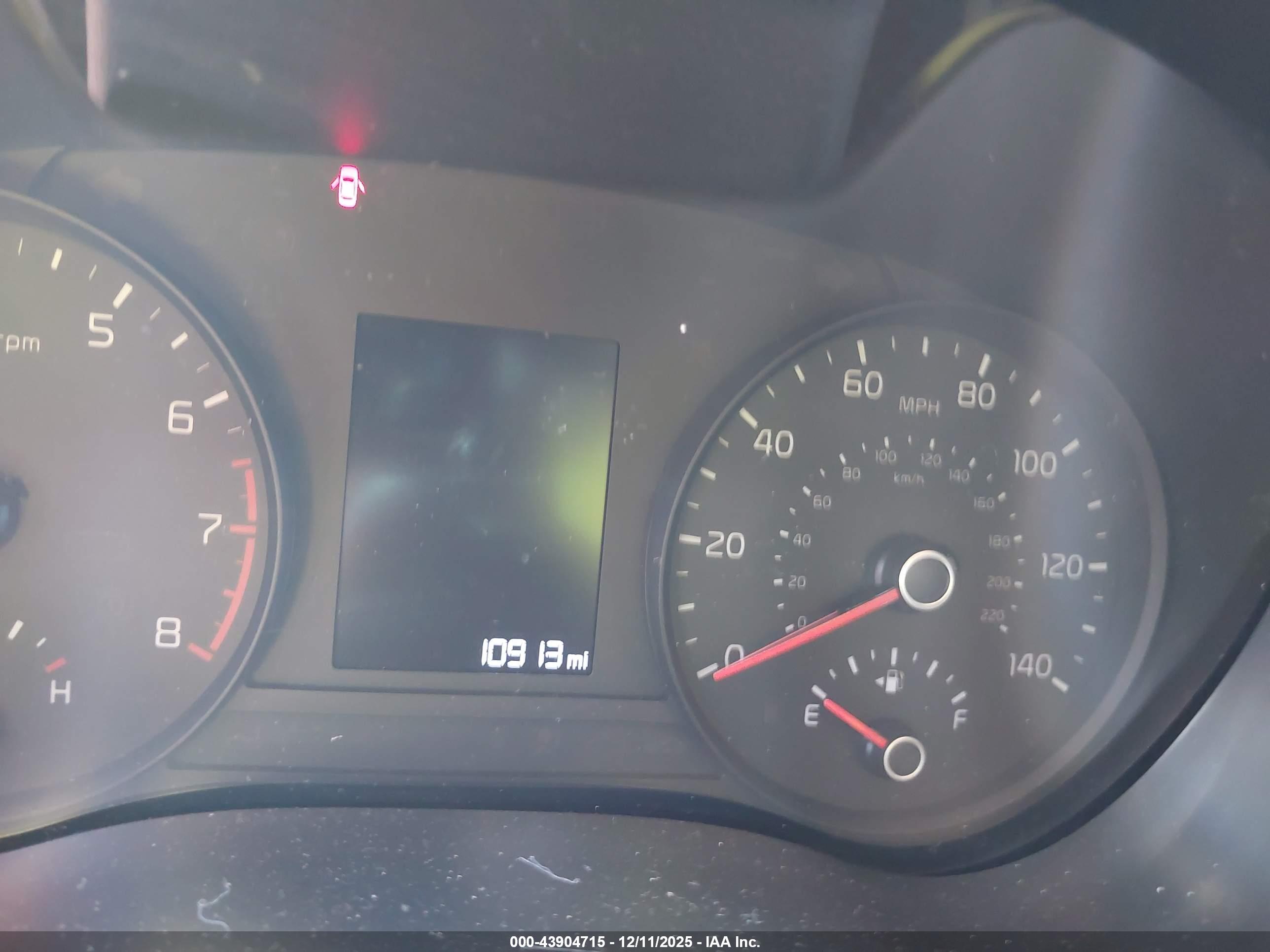 KIA RIO image 7