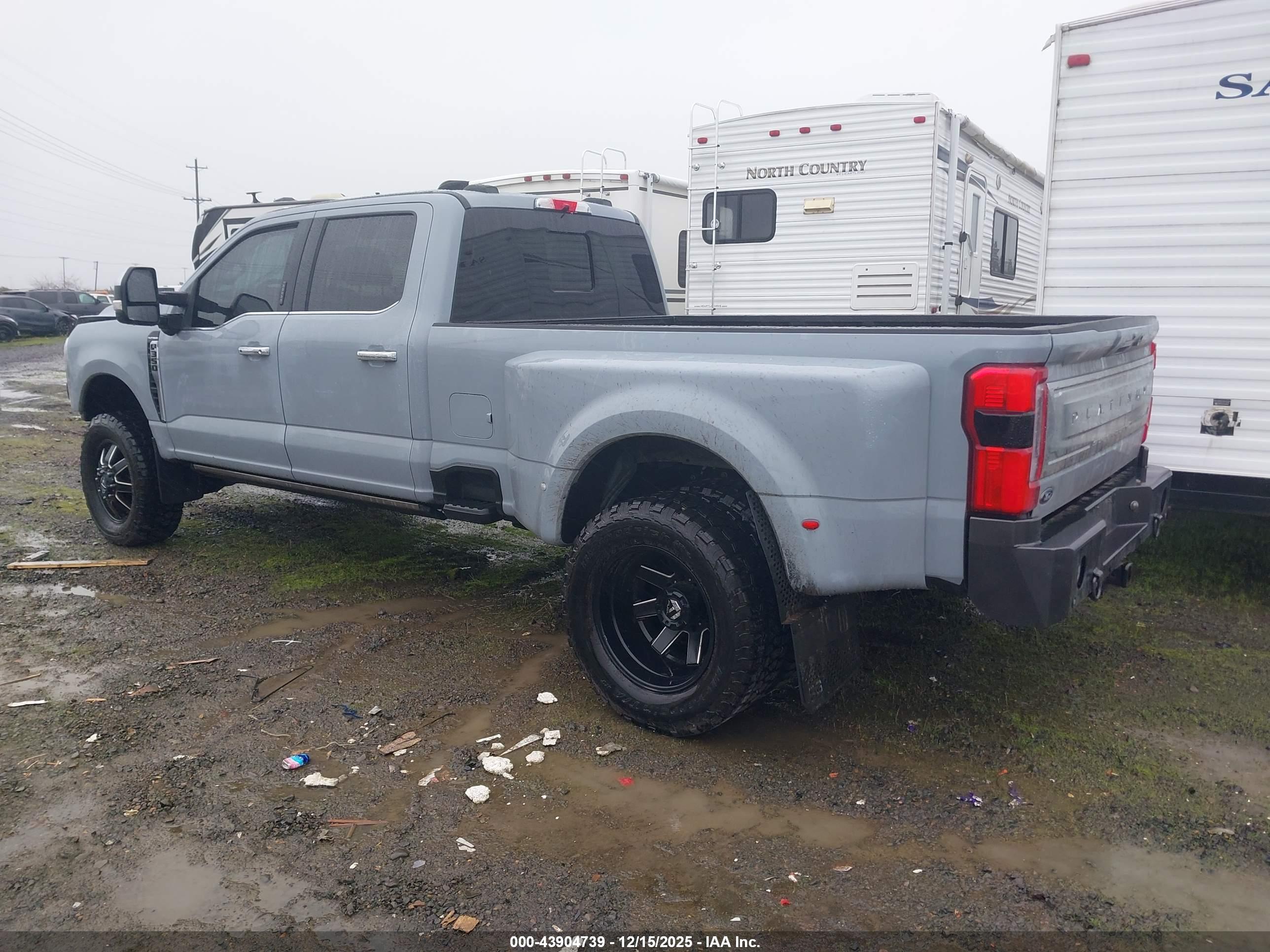 FORD F-350 image 3
