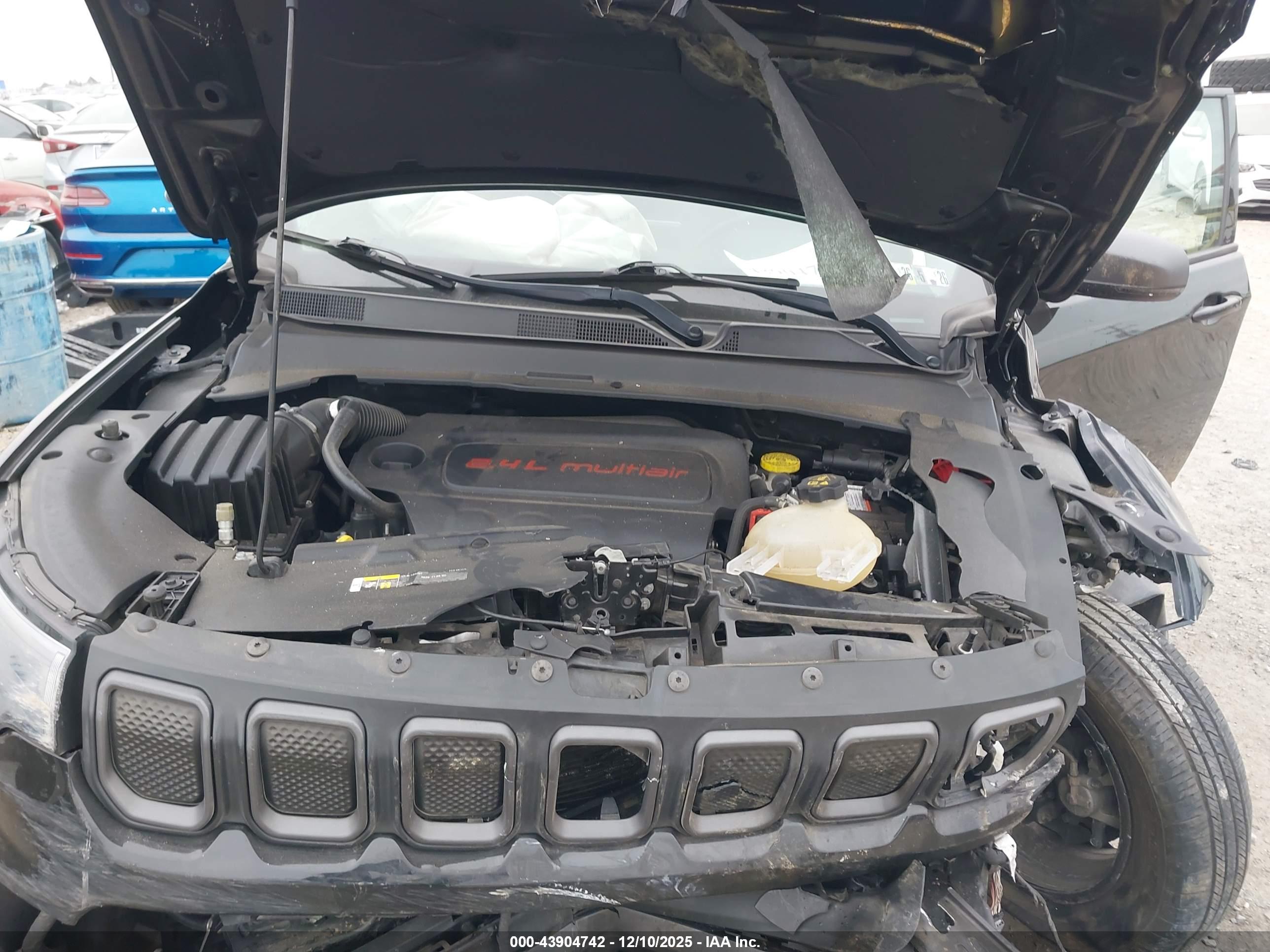 JEEP COMPASS image 10