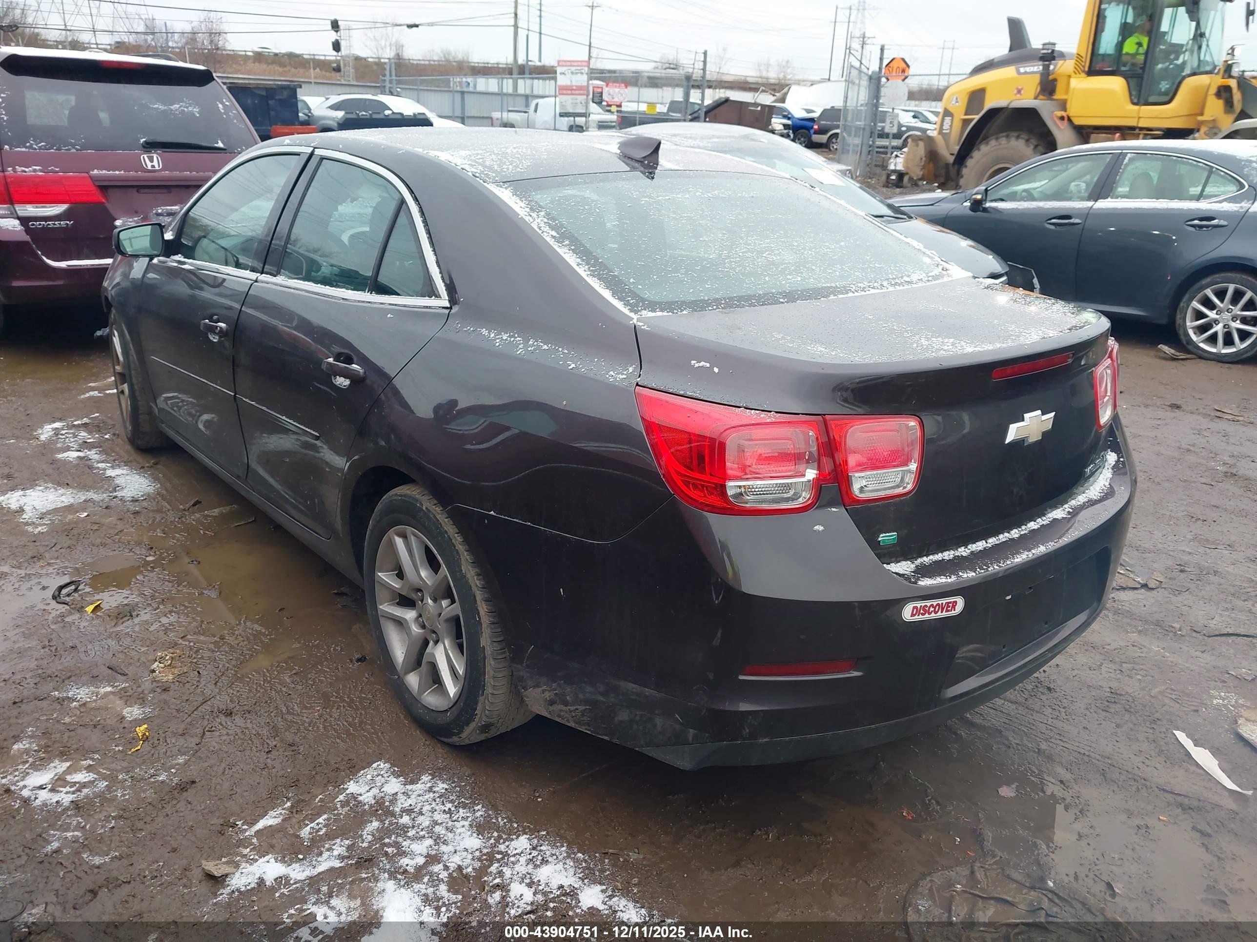 CHEVROLET MALIBU image 3
