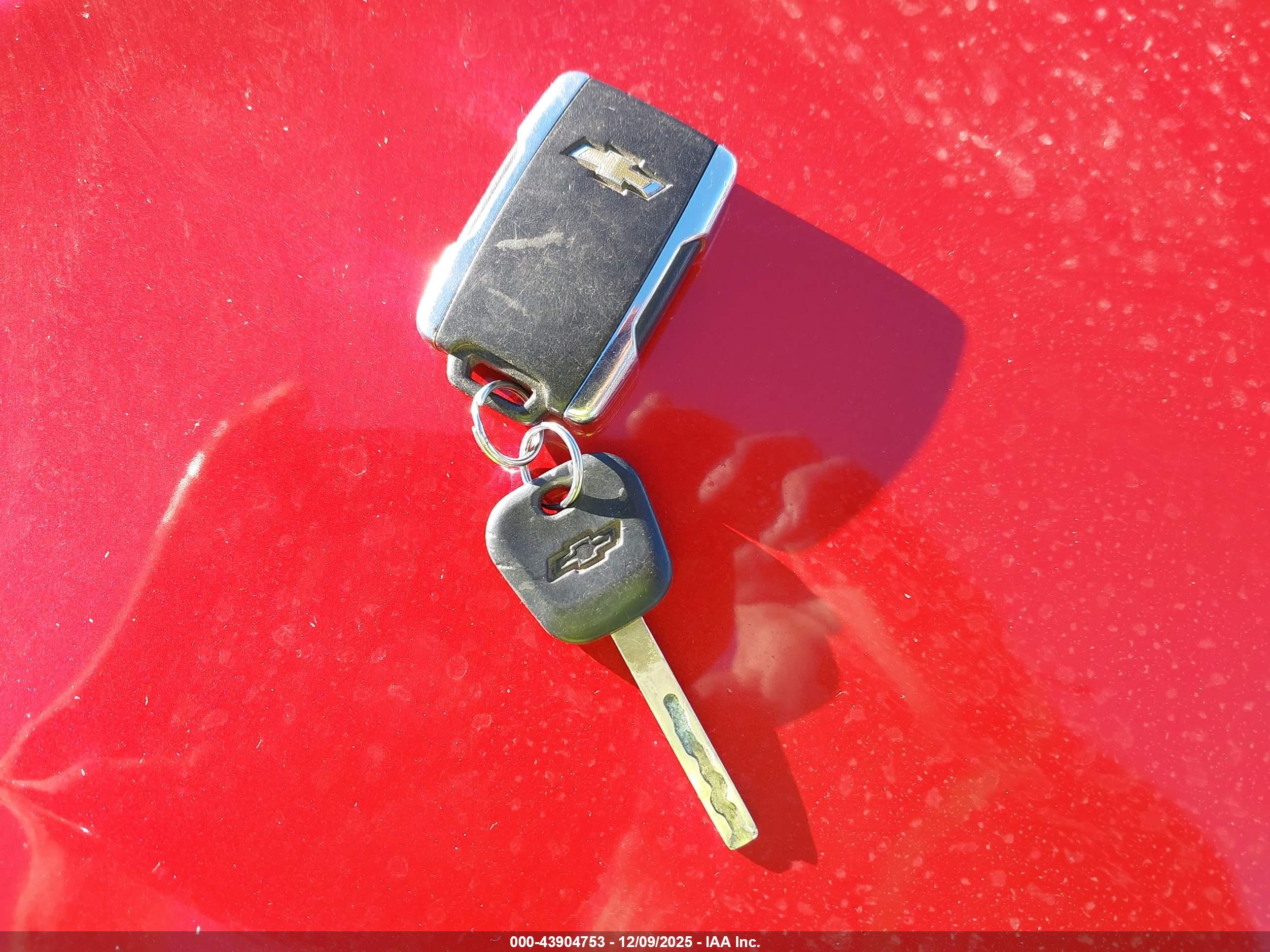 CHEVROLET SILVERADO image 11