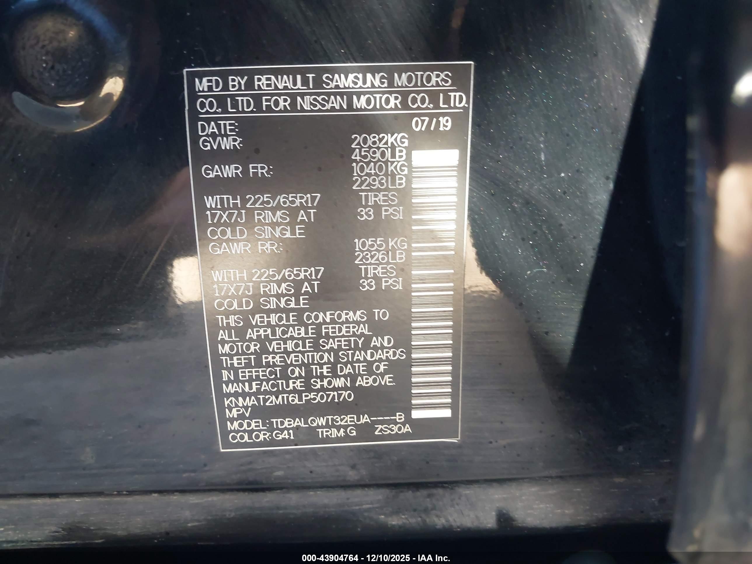 NISSAN ROGUE image 9