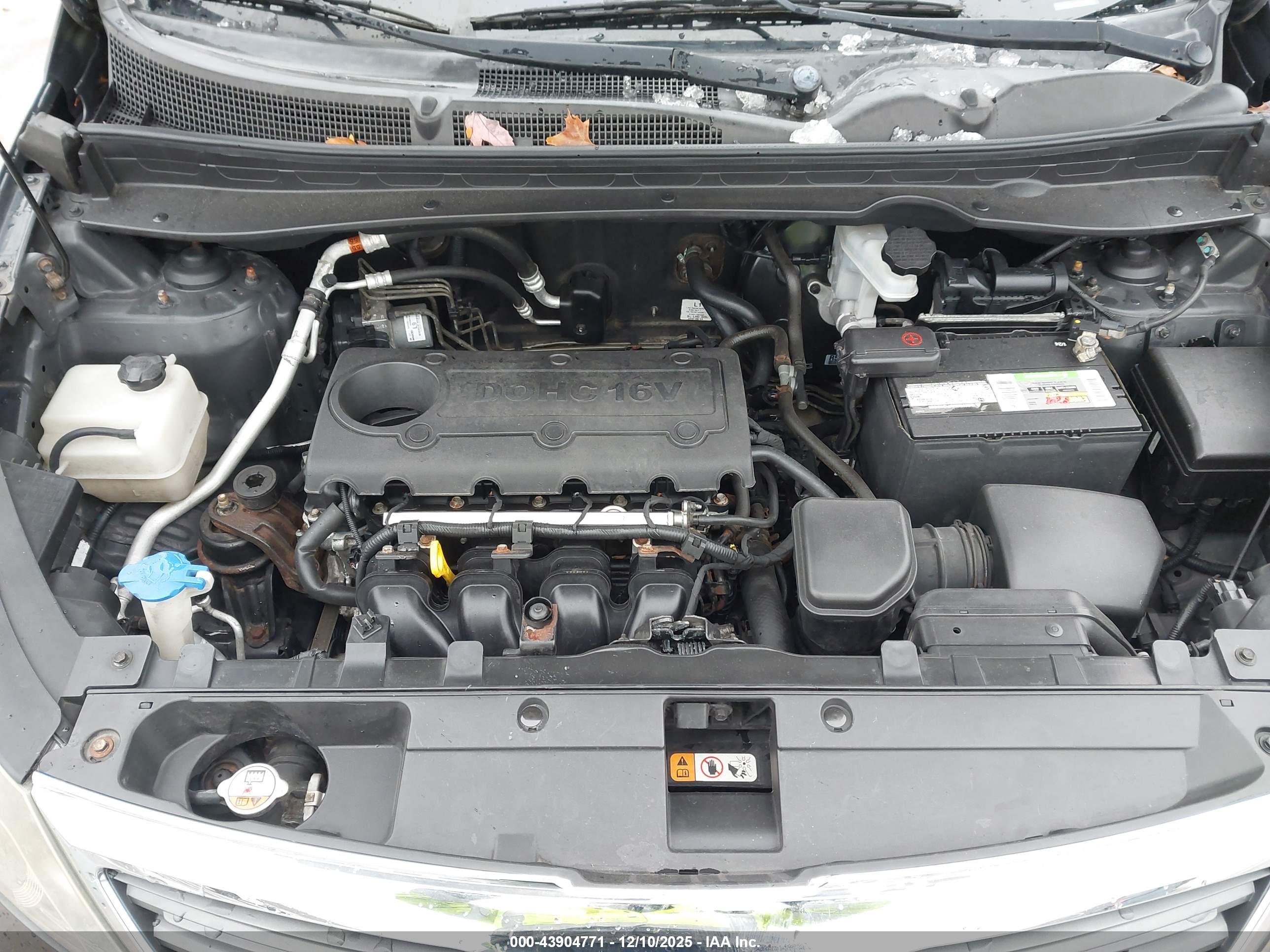 KIA SPORTAGE image 10