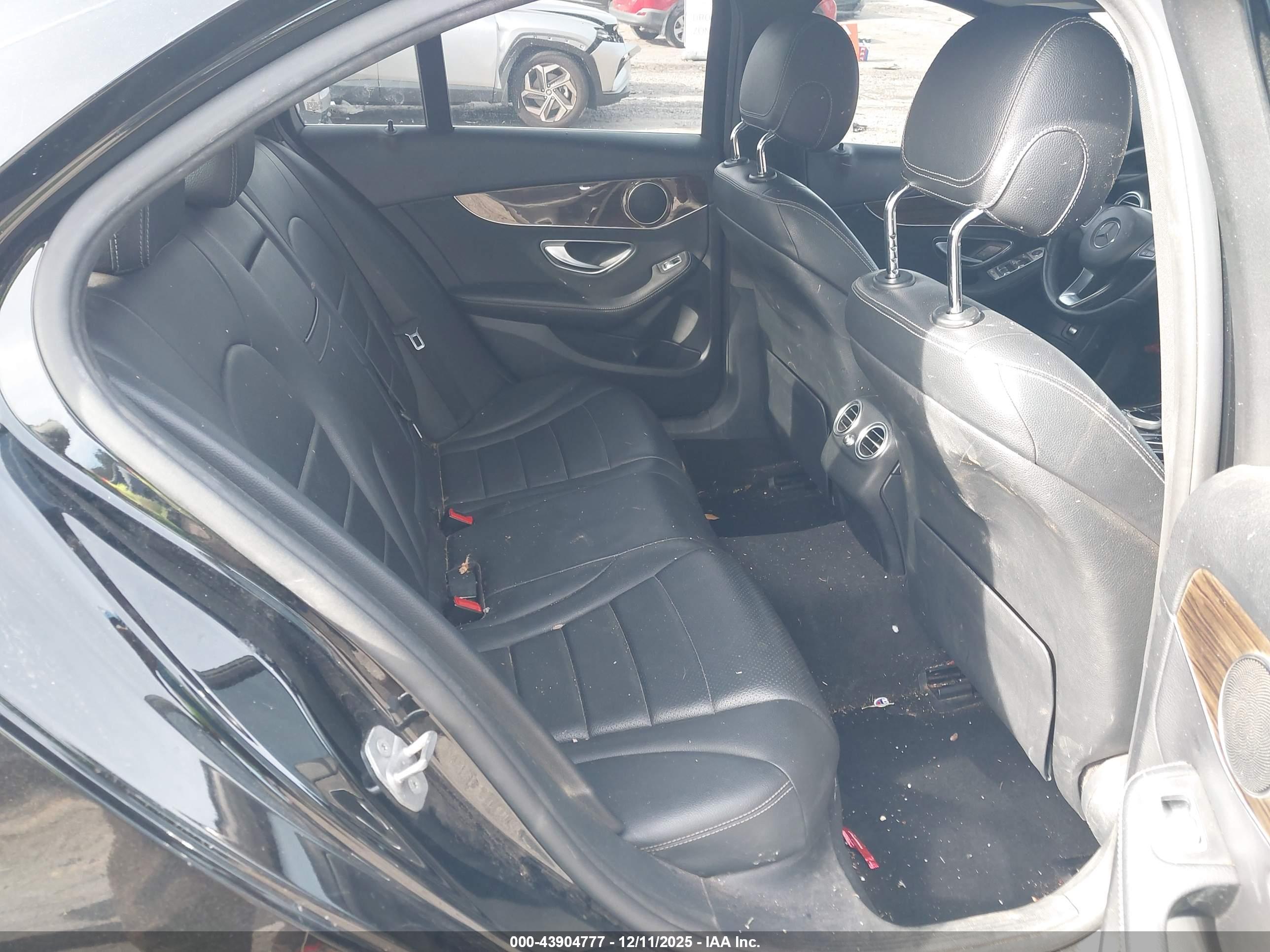 MERCEDES-BENZ C image 8