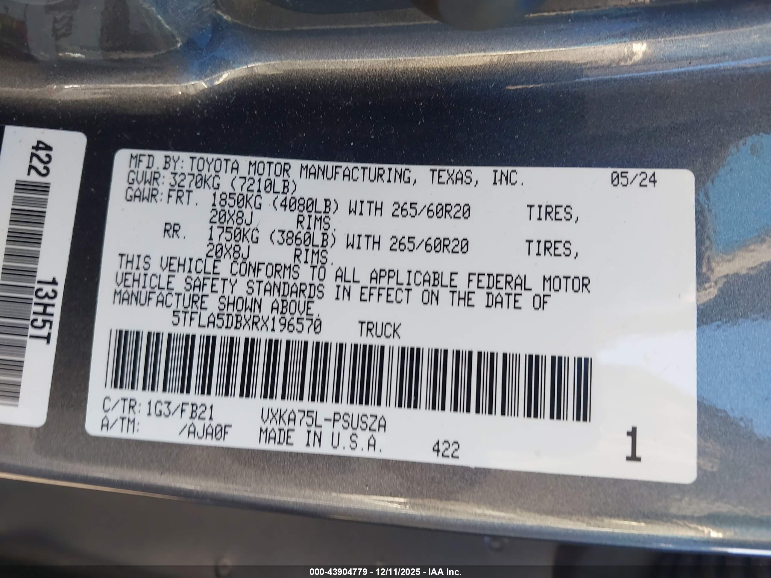TOYOTA TUNDRA image 9
