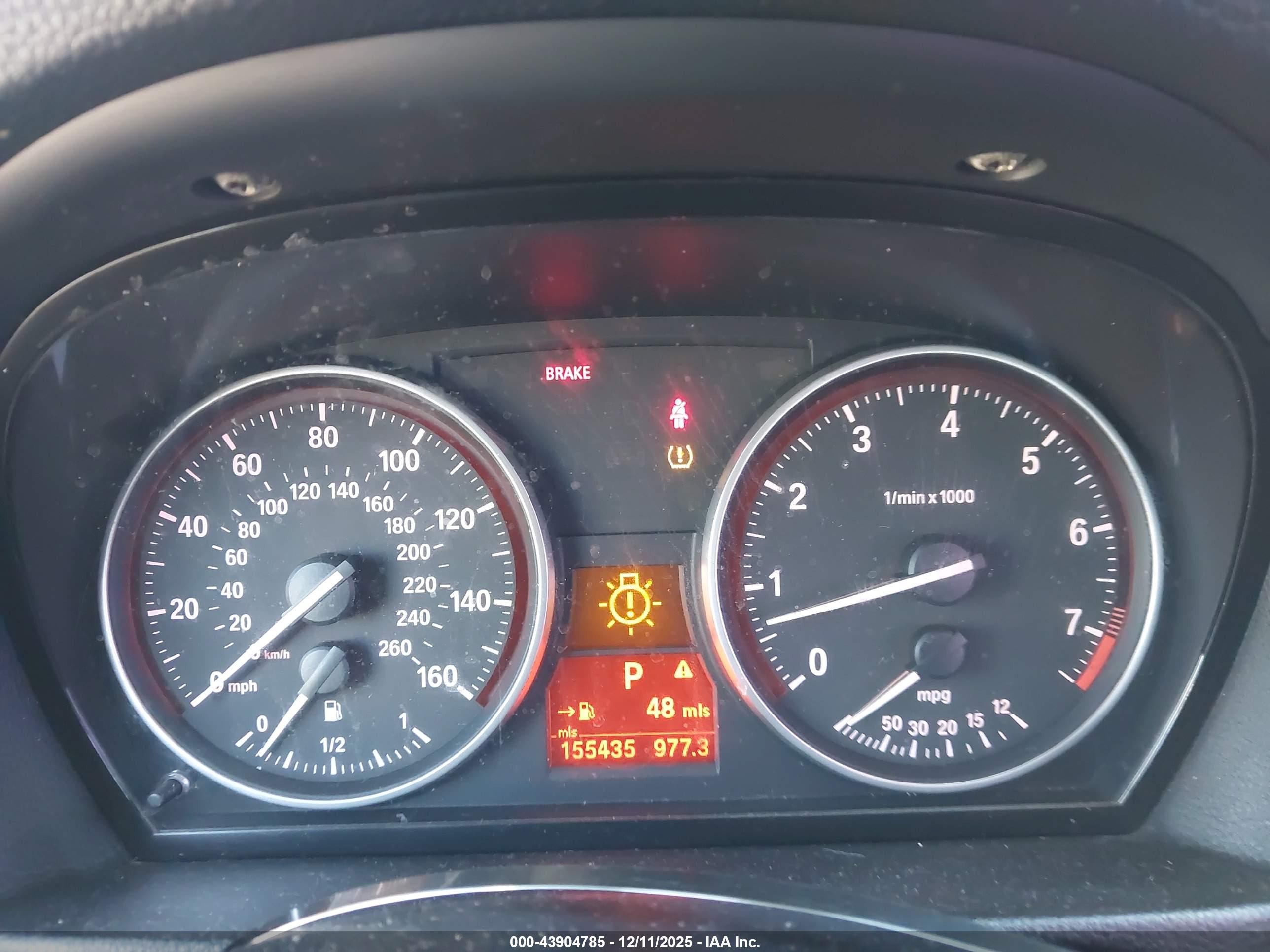 BMW 328I image 7
