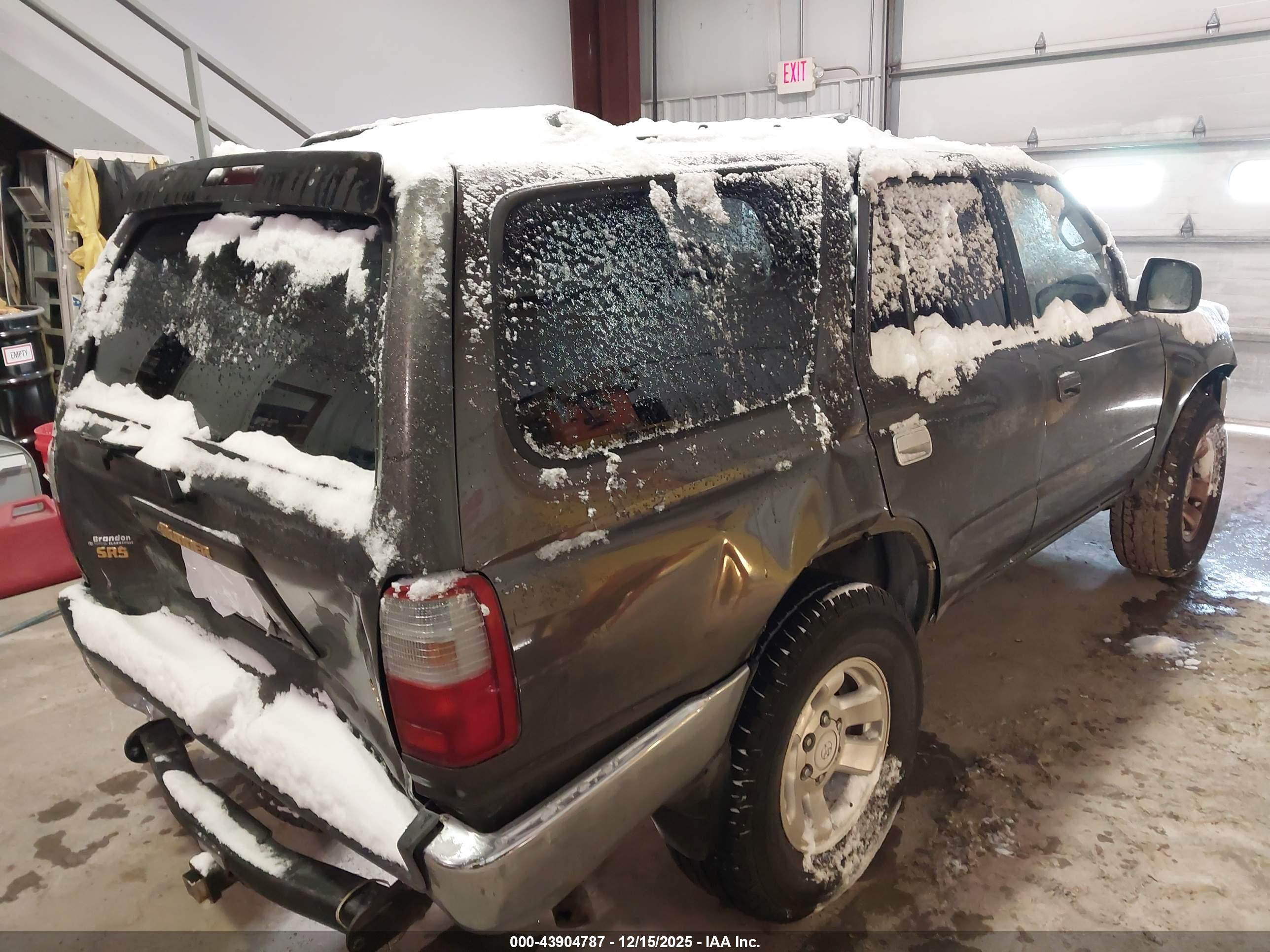 TOYOTA 4RUNNER image 4