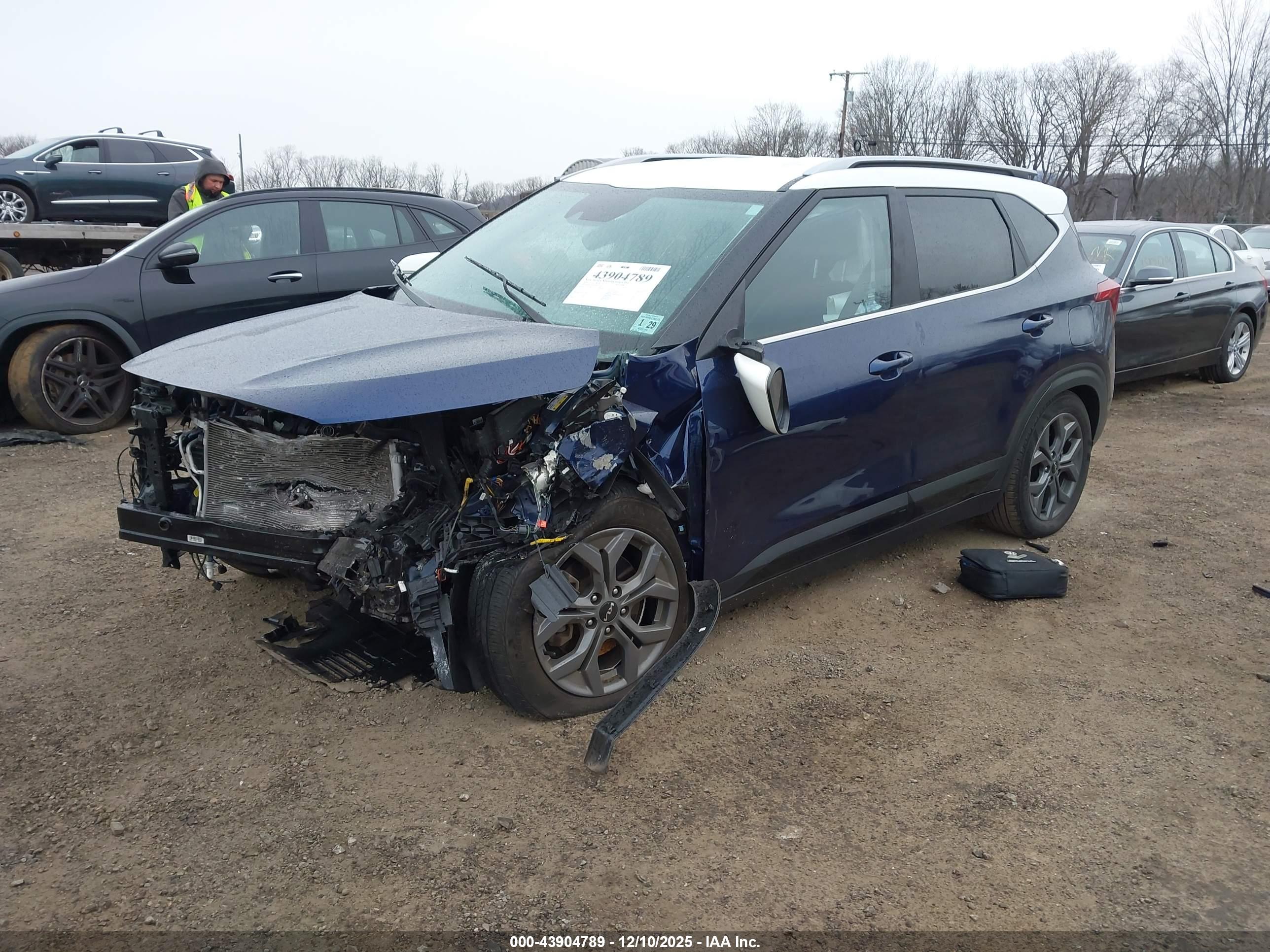 KIA SELTOS image 2