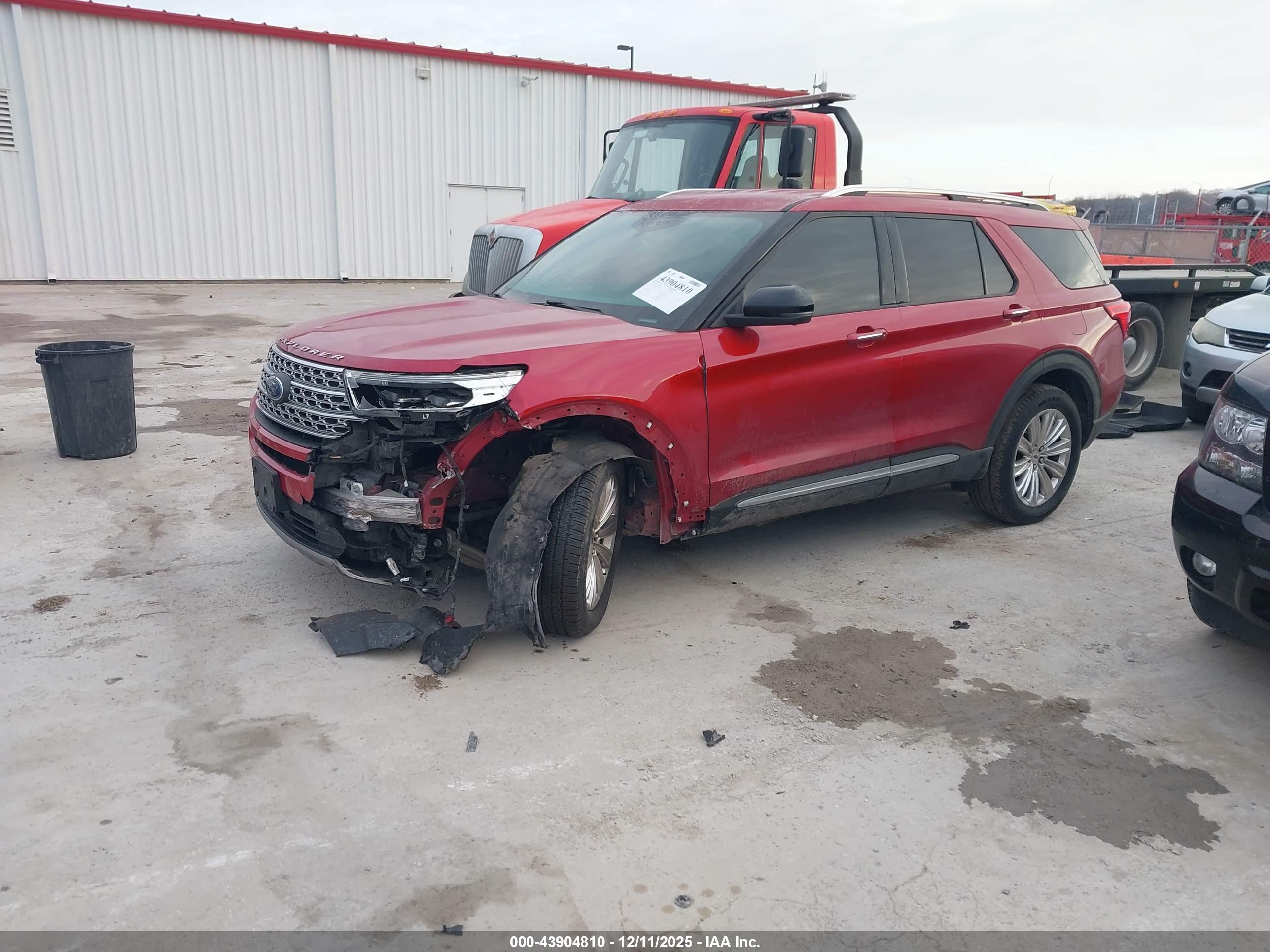 FORD EXPLORER image 2