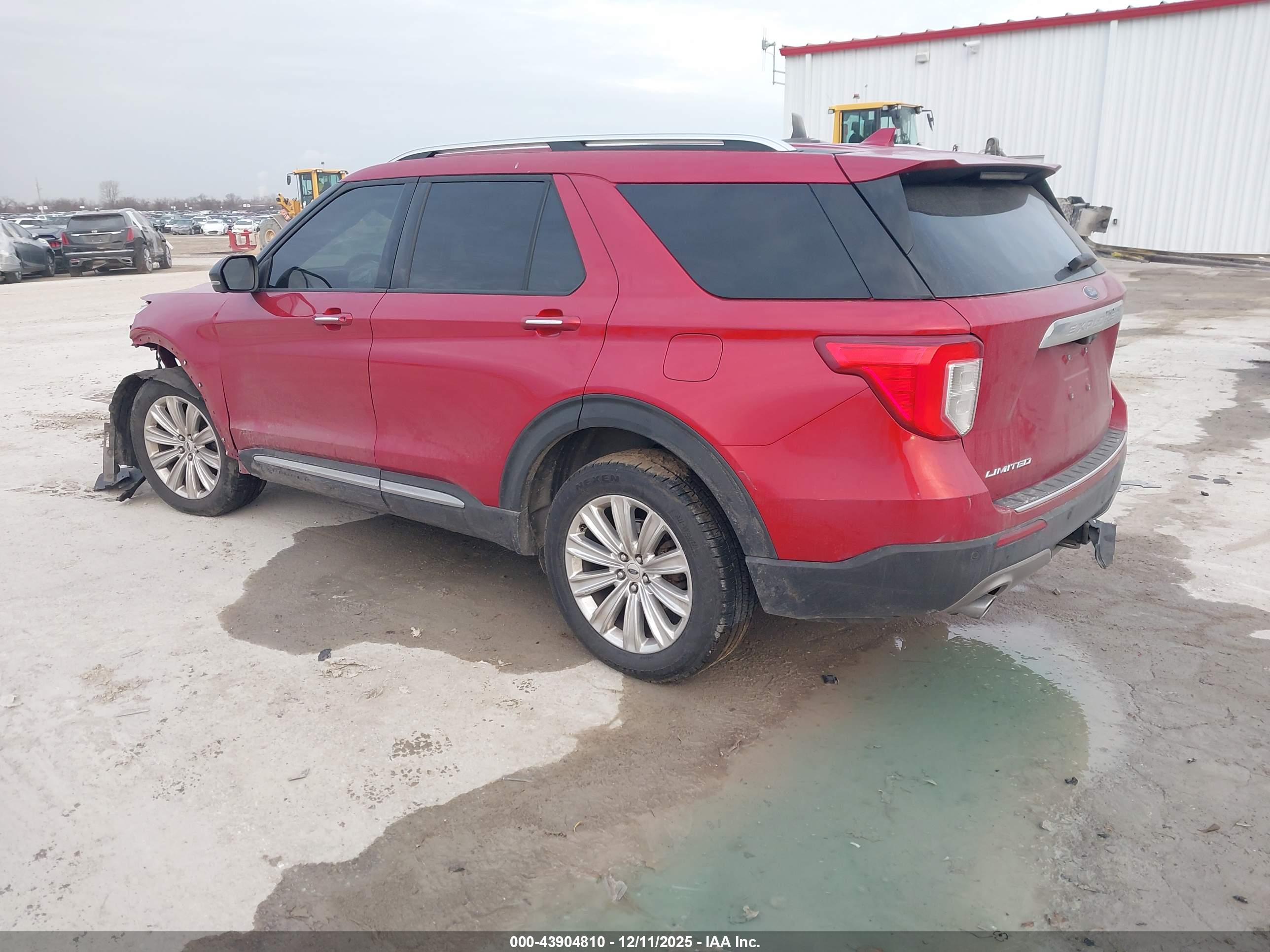 FORD EXPLORER image 3