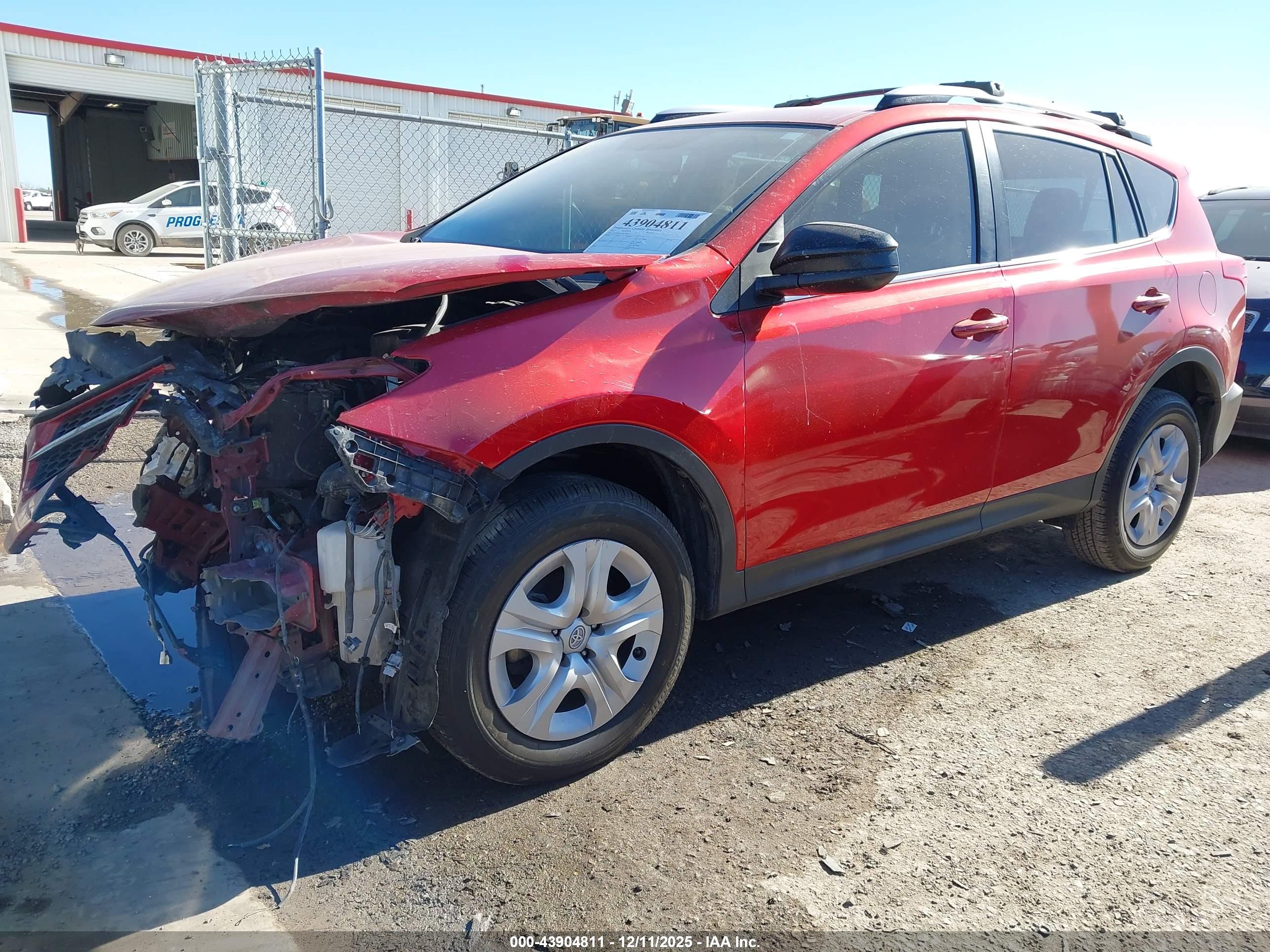 TOYOTA RAV4 image 2