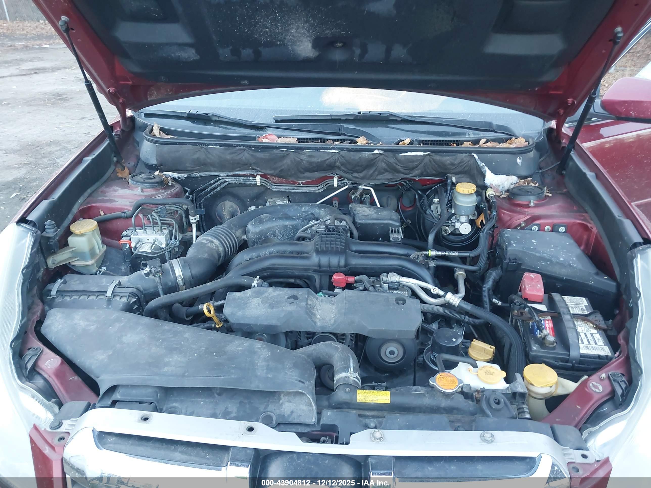 SUBARU OUTBACK image 10