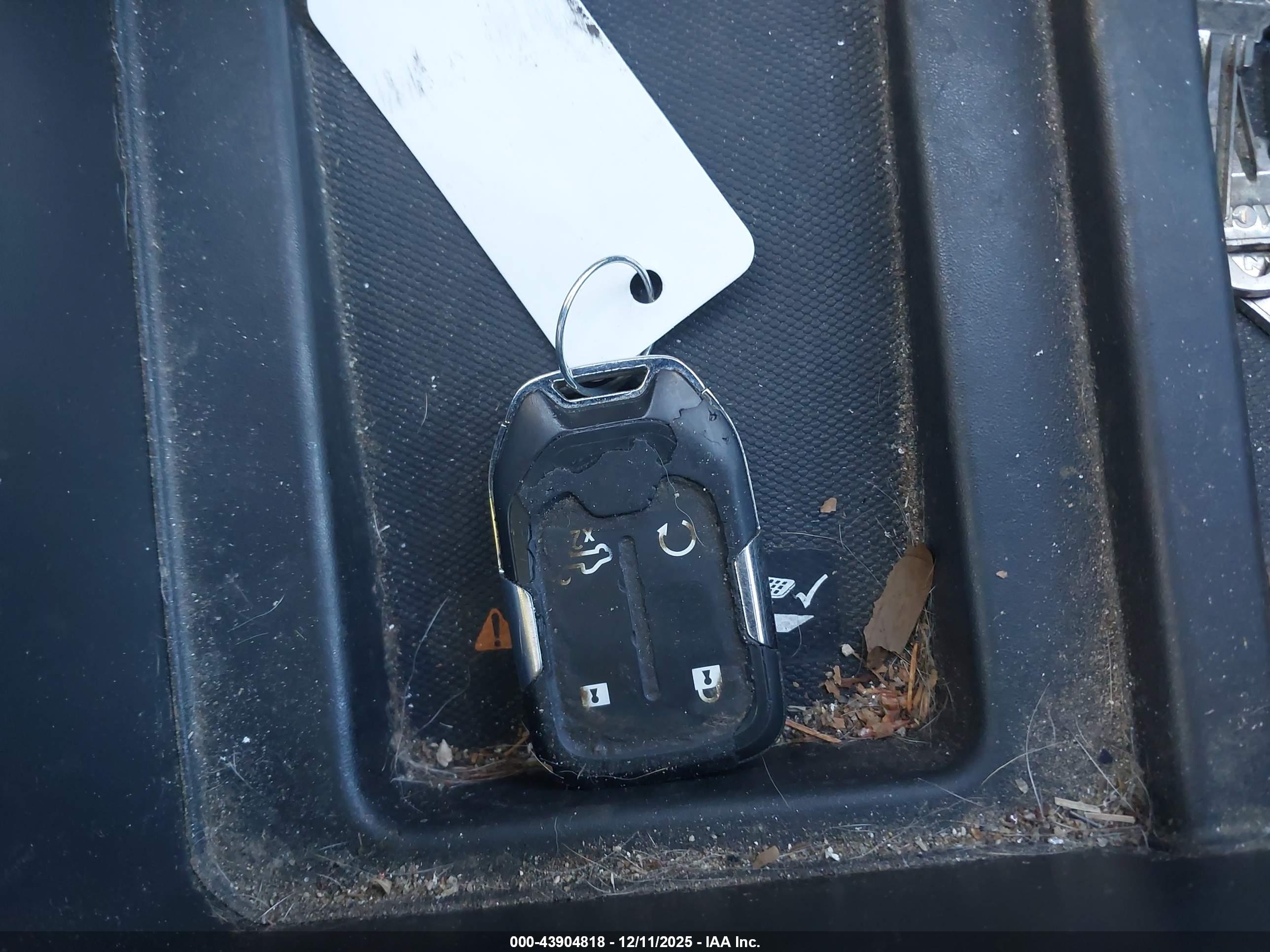 GMC SIERRA image 11