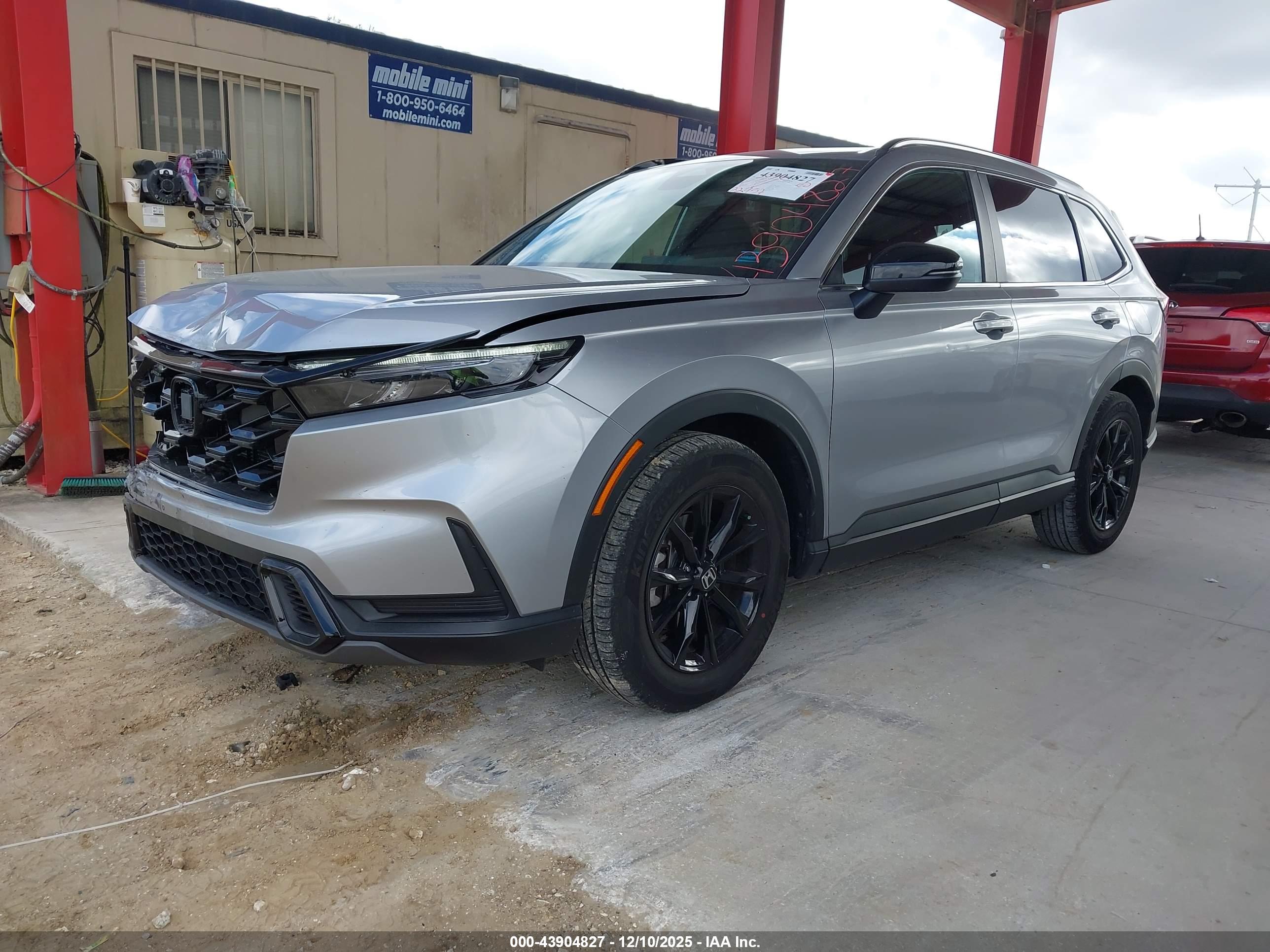 HONDA CR-V image 2