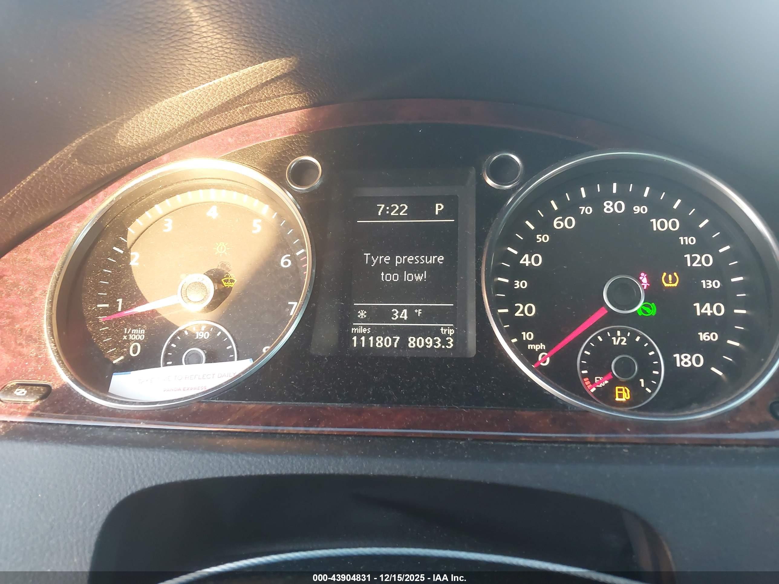 VOLKSWAGEN CC image 7
