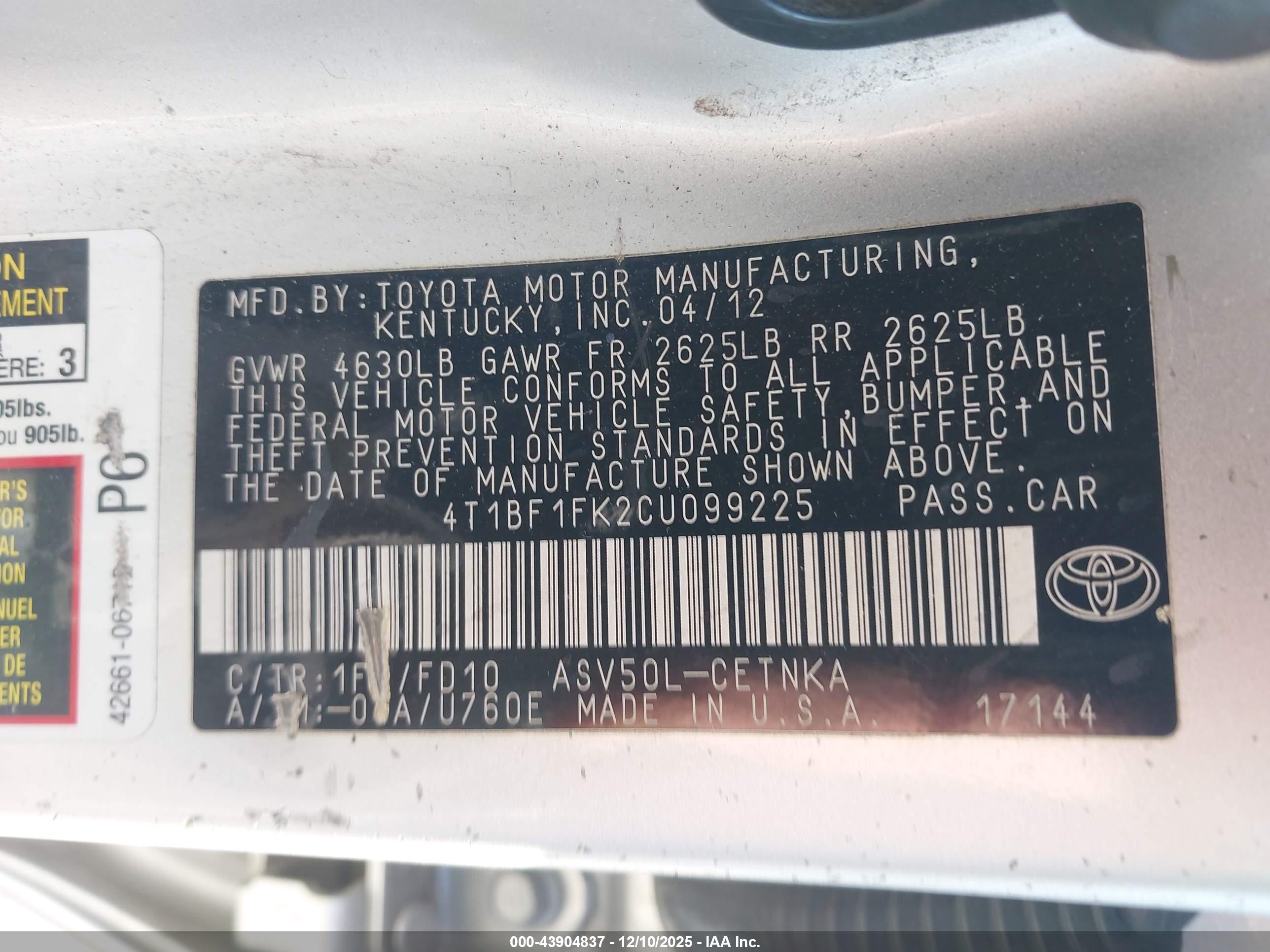 TOYOTA CAMRY image 9