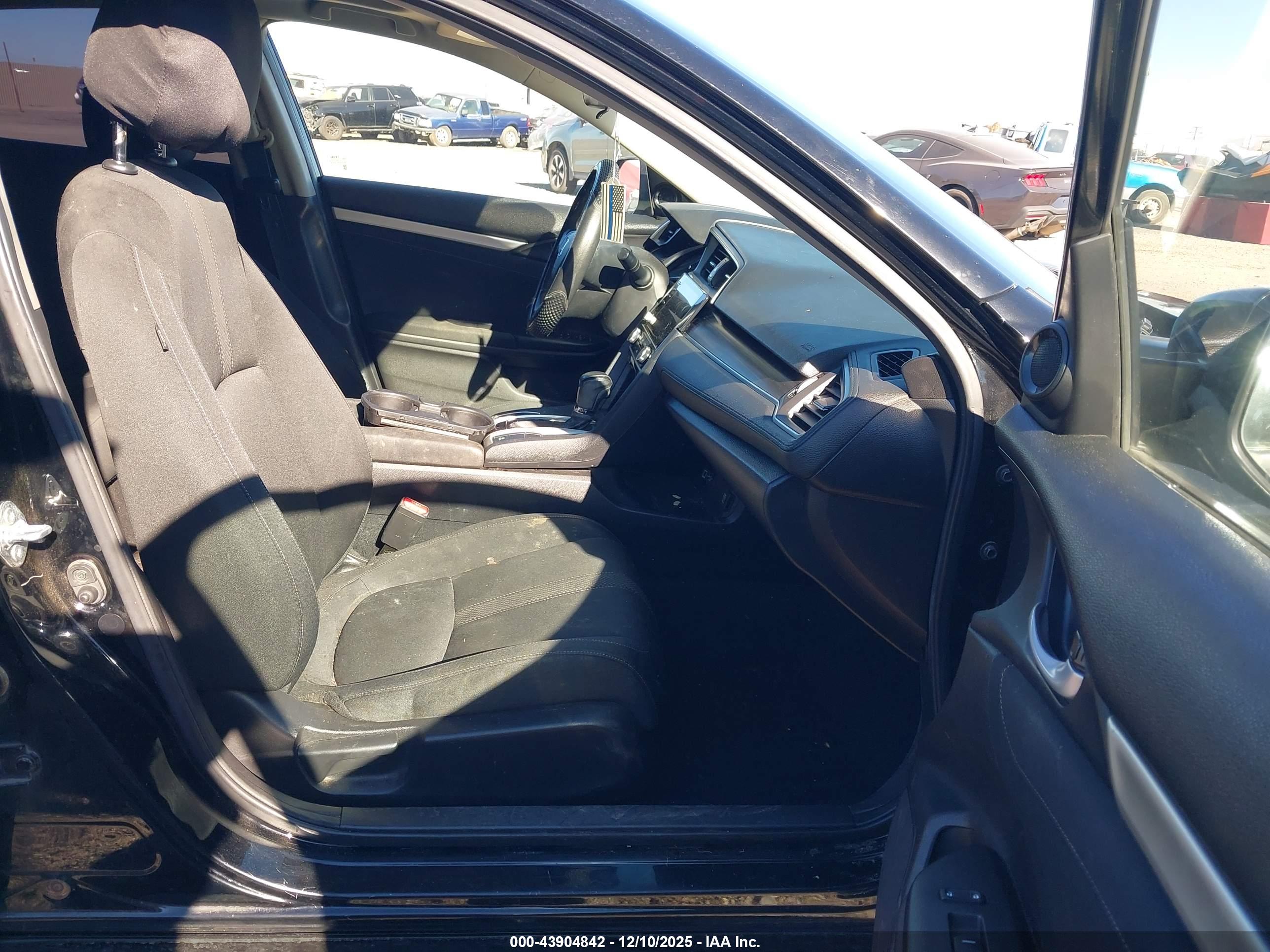 HONDA CIVIC image 5