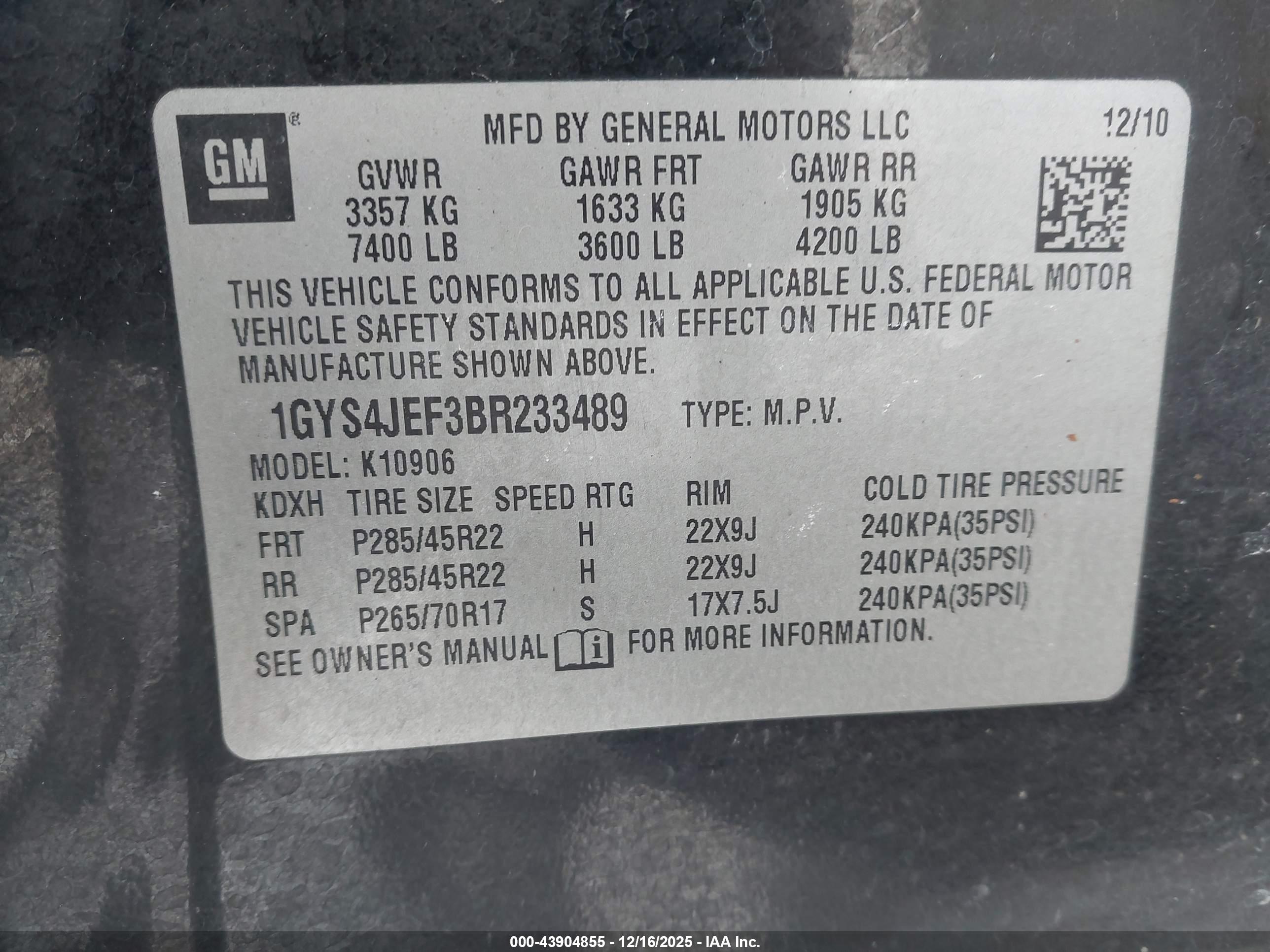 CADILLAC ESCALADE image 9