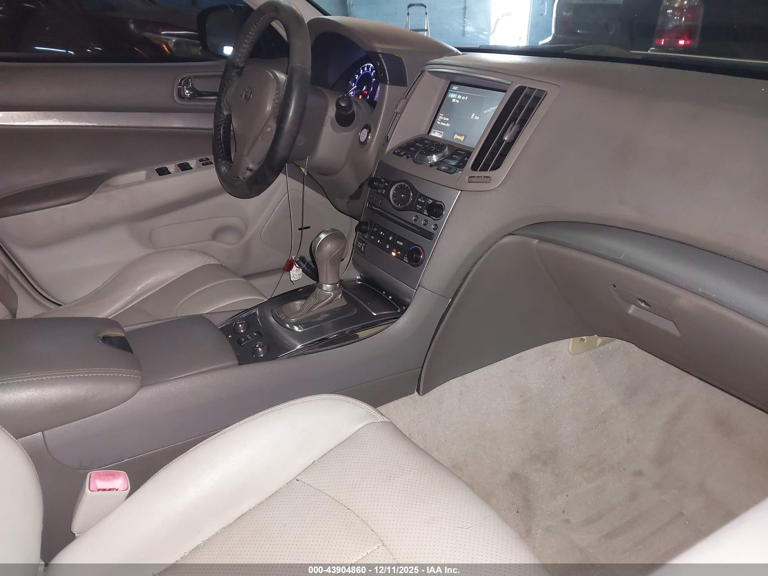 INFINITI G37X image 5