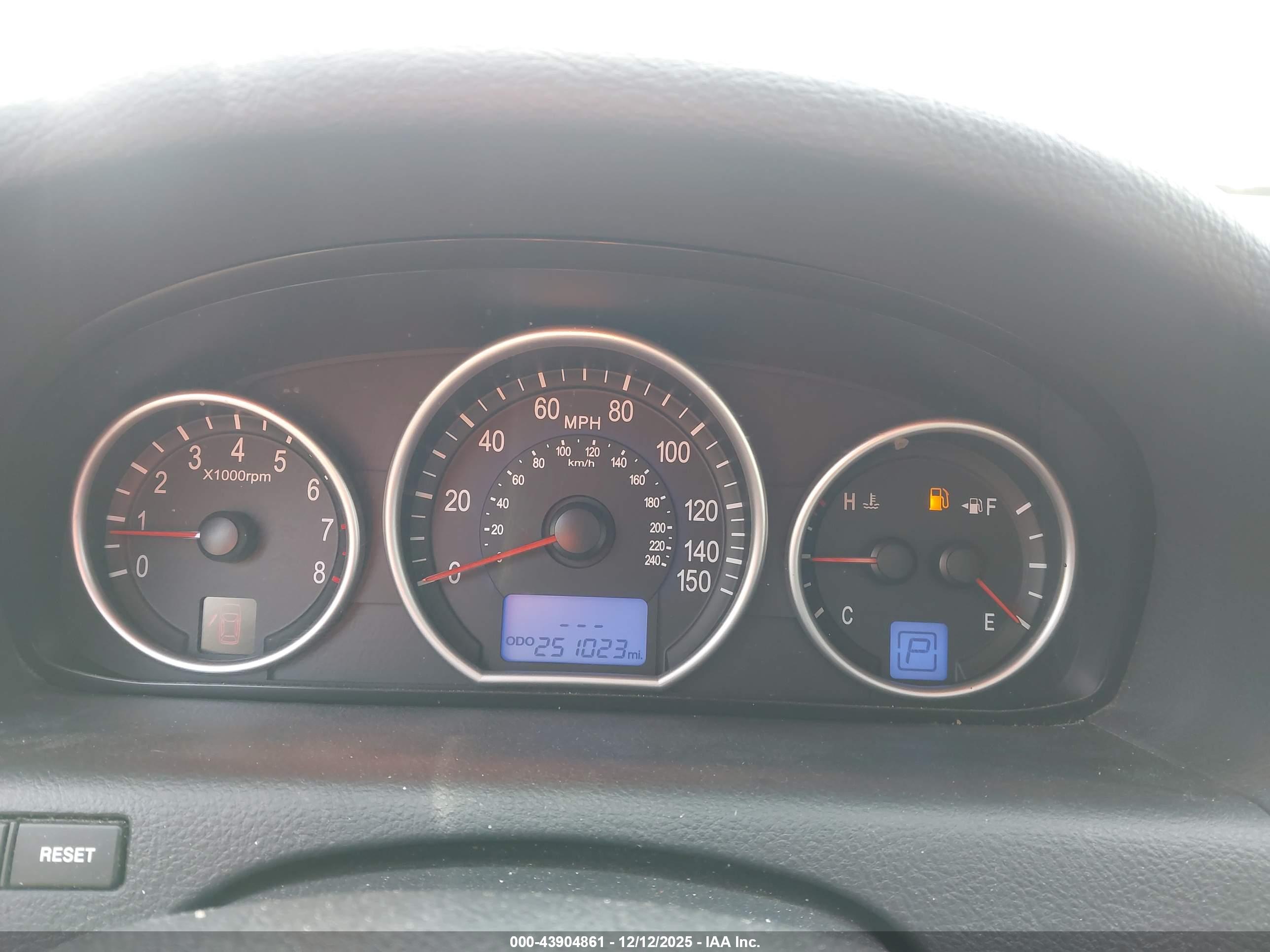 HYUNDAI VERACRUZ image 7
