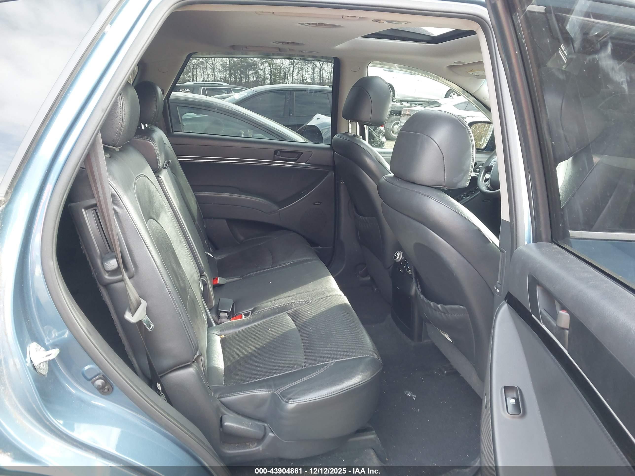 HYUNDAI VERACRUZ image 8