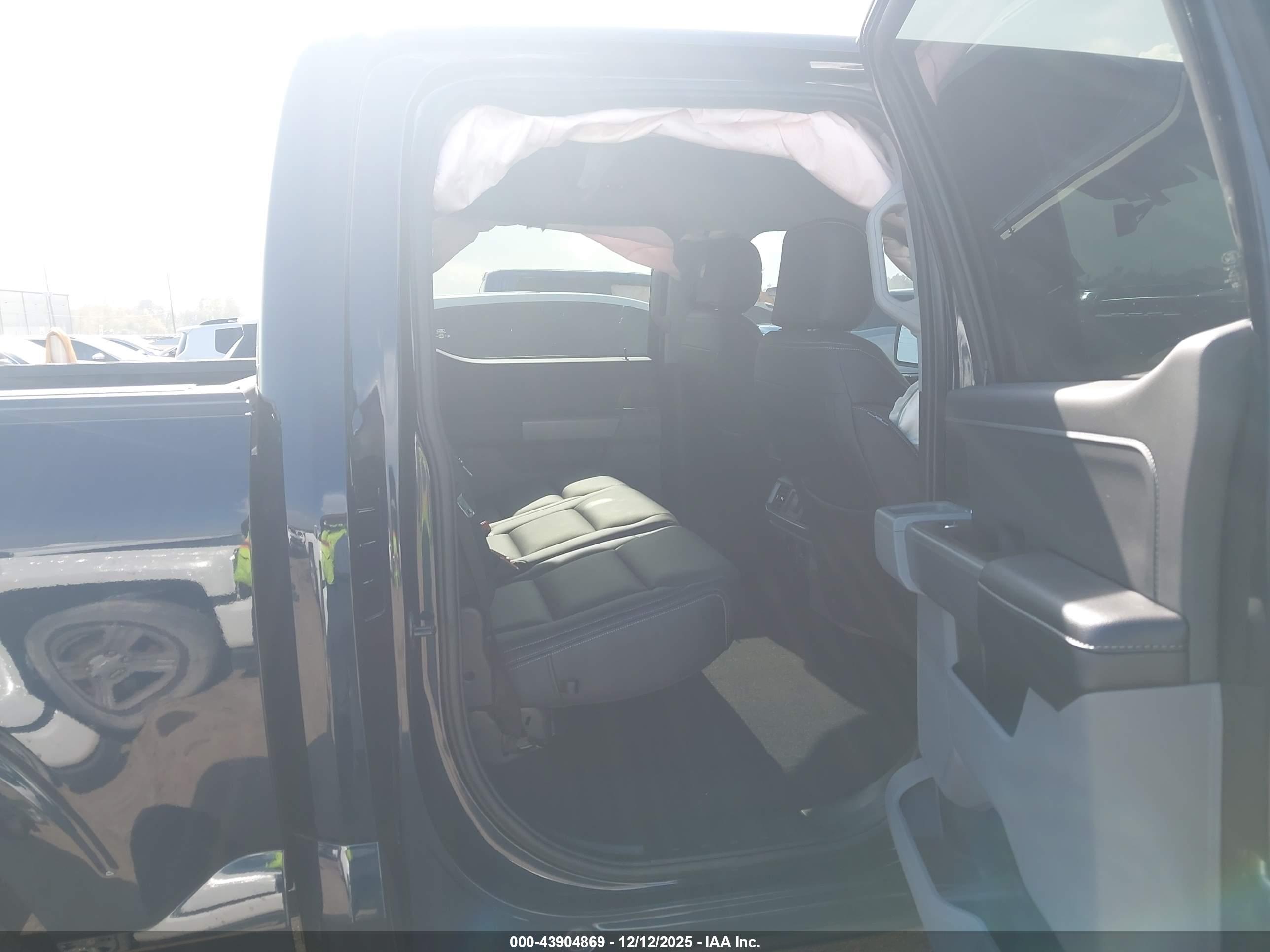 FORD F-150 image 8