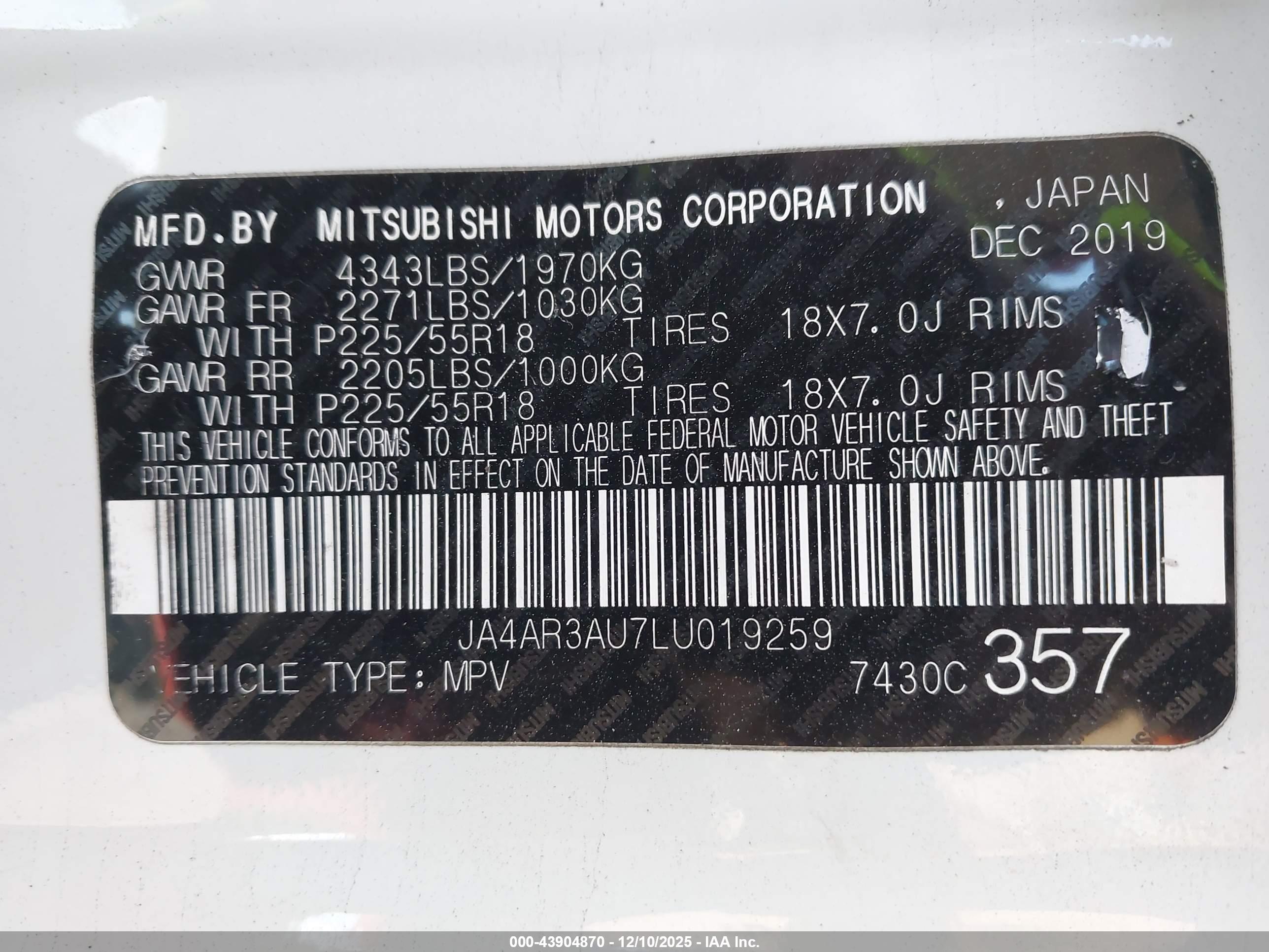 MITSUBISHI OUTLANDER image 9