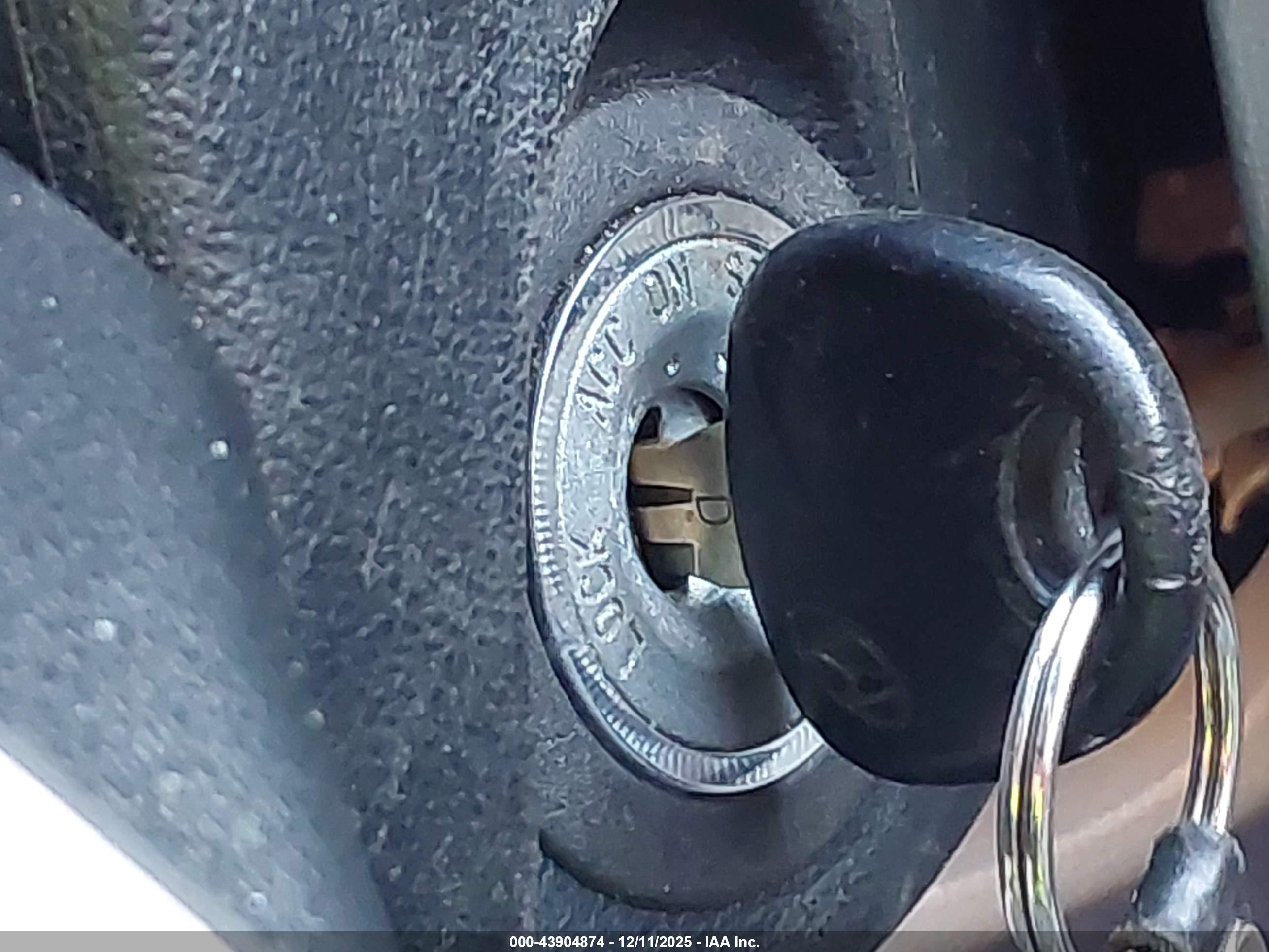 HYUNDAI ELANTRA image 11