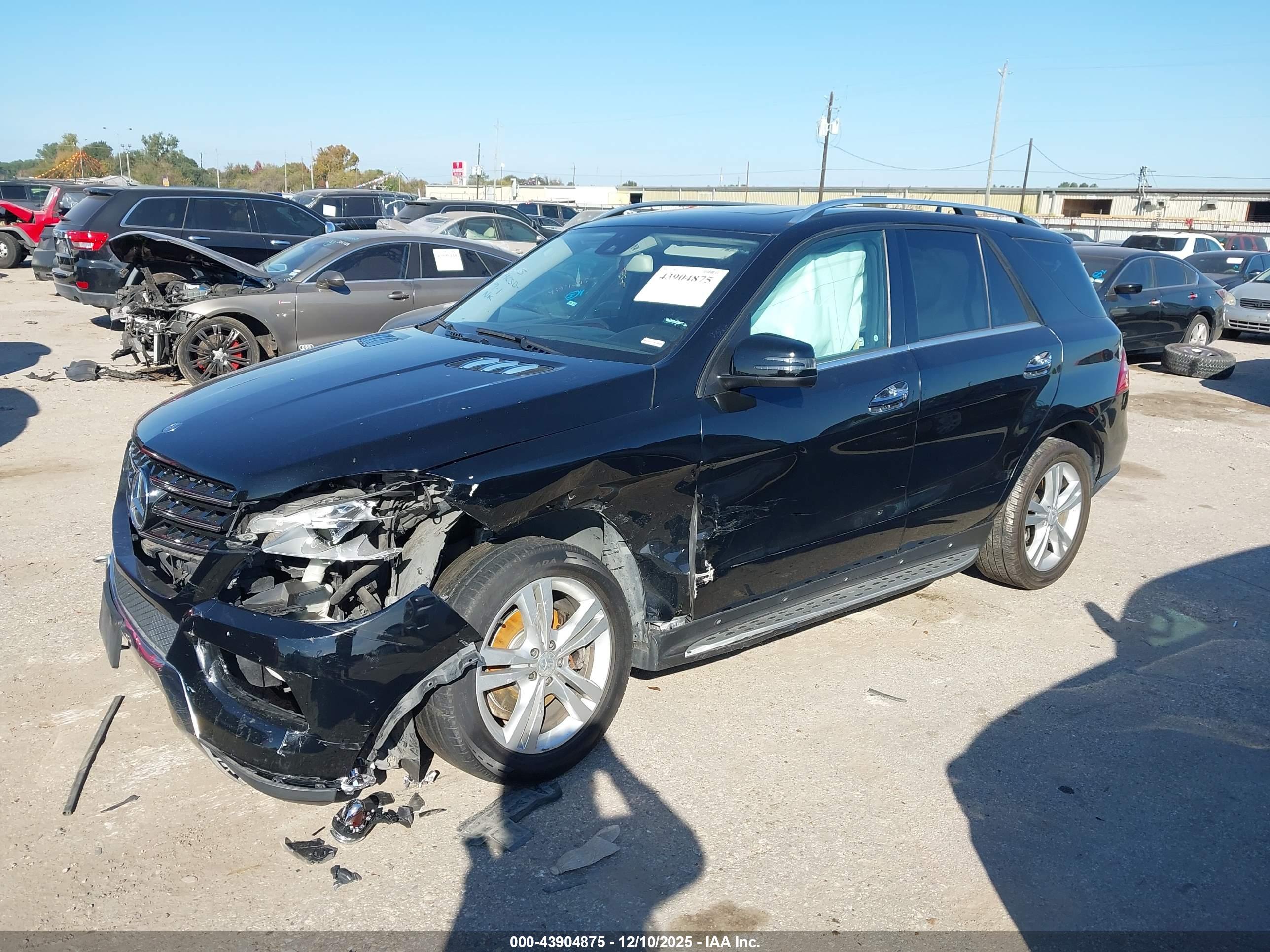 MERCEDES-BENZ ML image 2