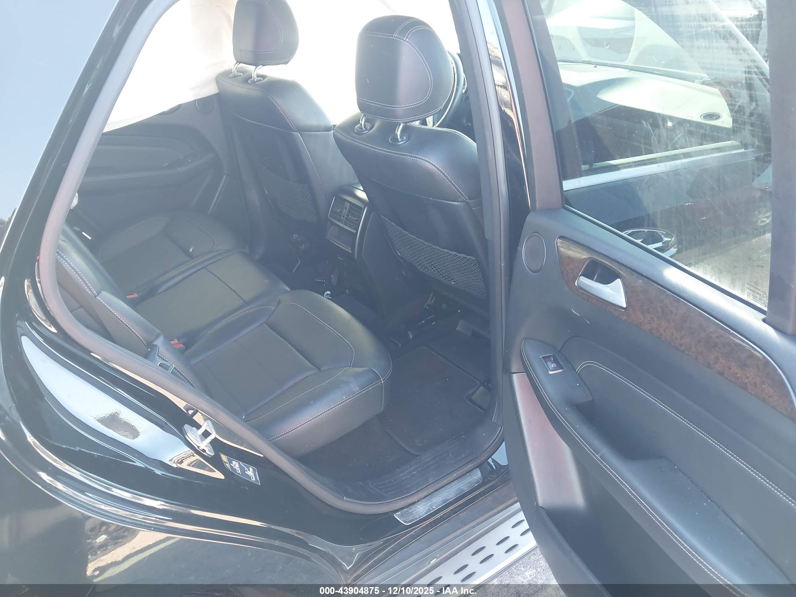 MERCEDES-BENZ ML image 8