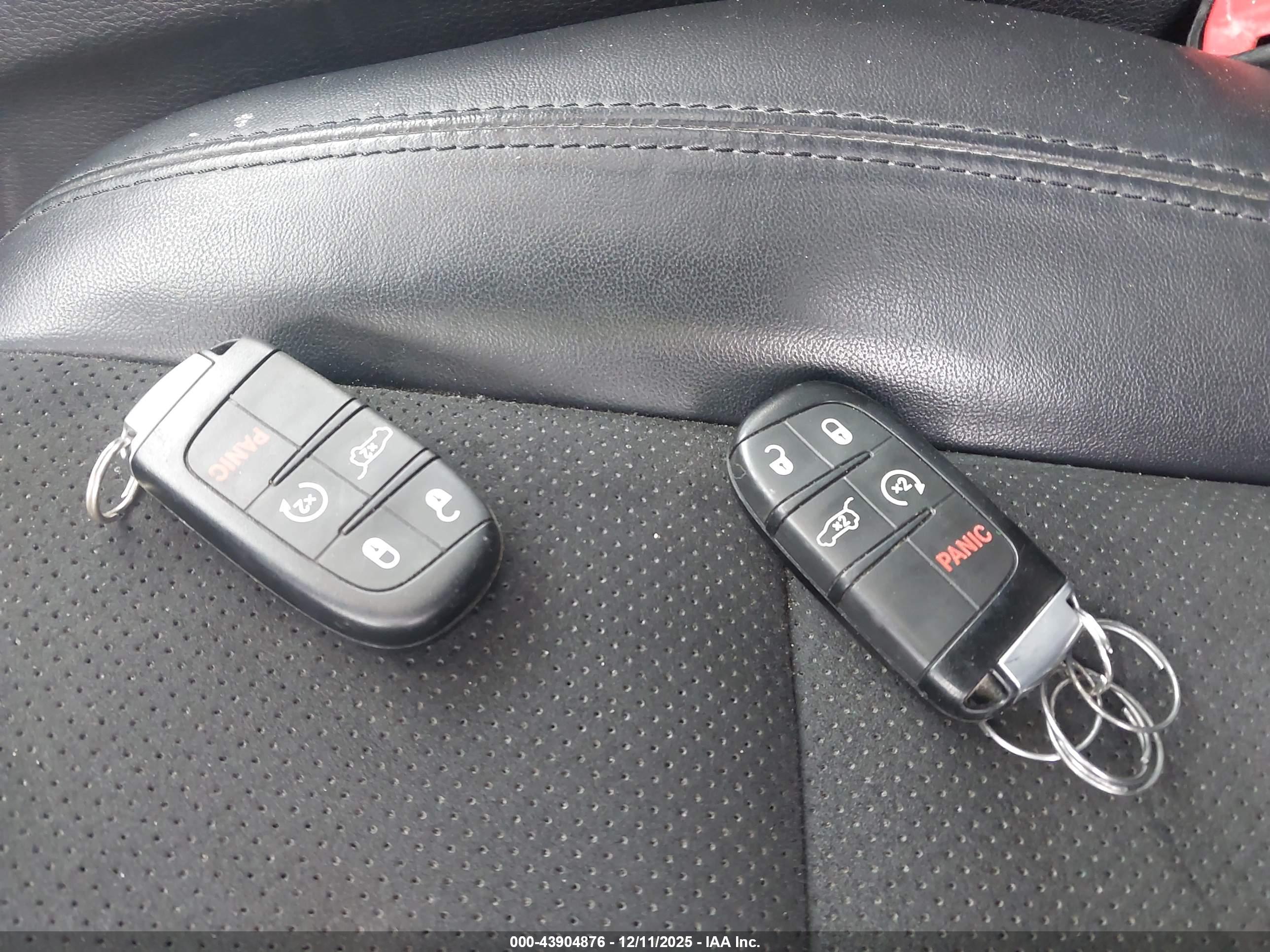 JEEP GRAND image 11