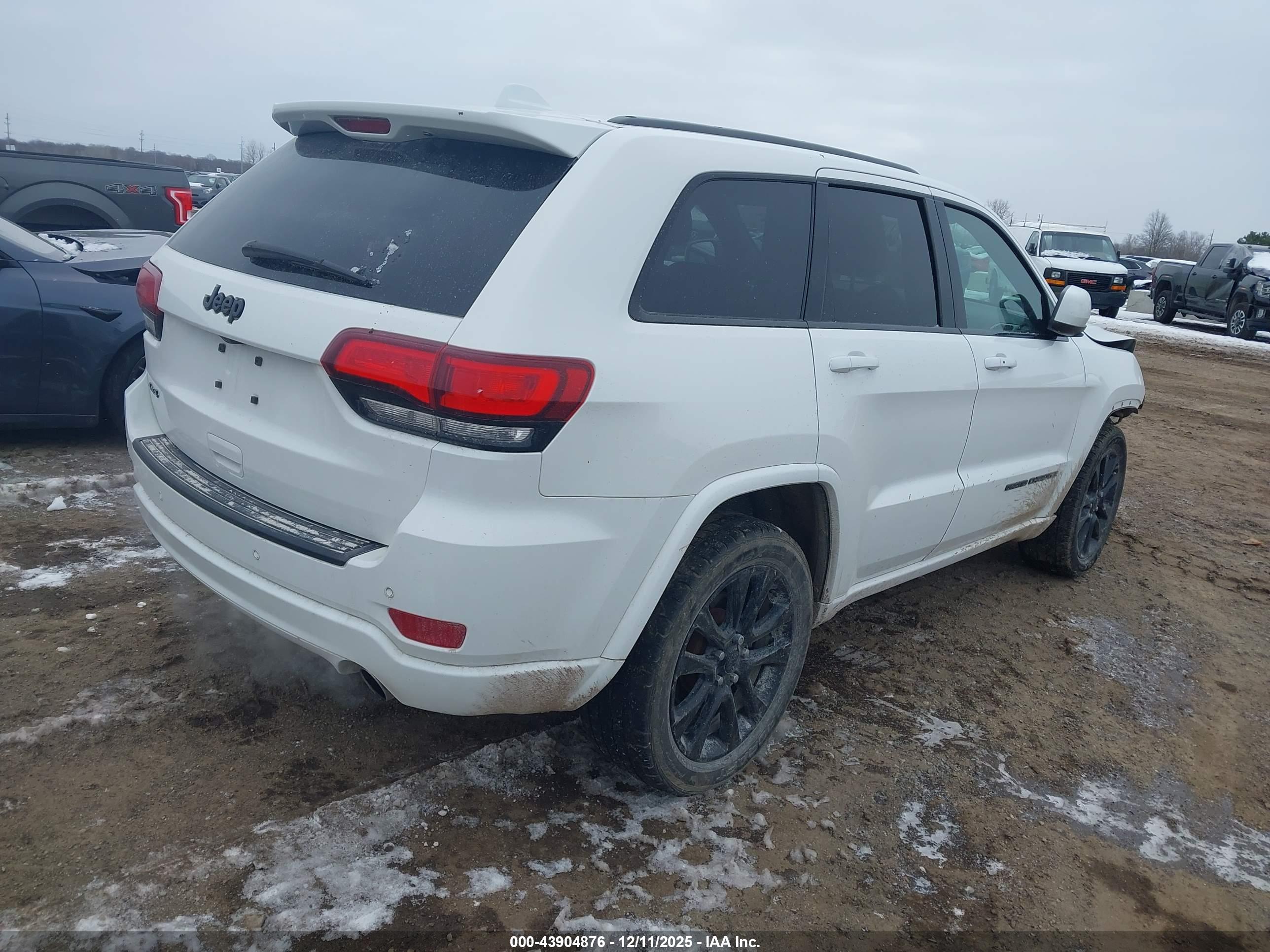 JEEP GRAND image 4