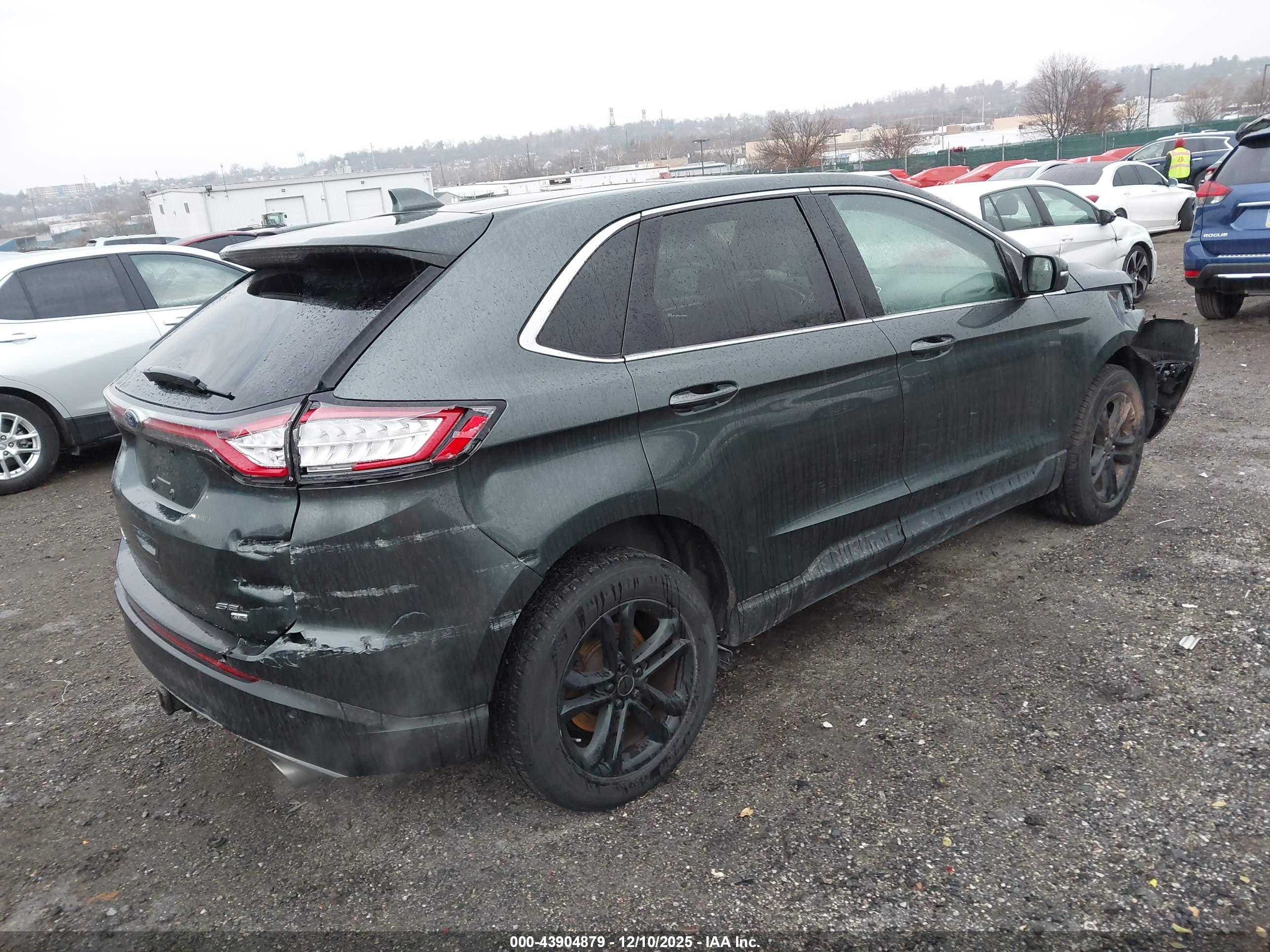 FORD EDGE image 4