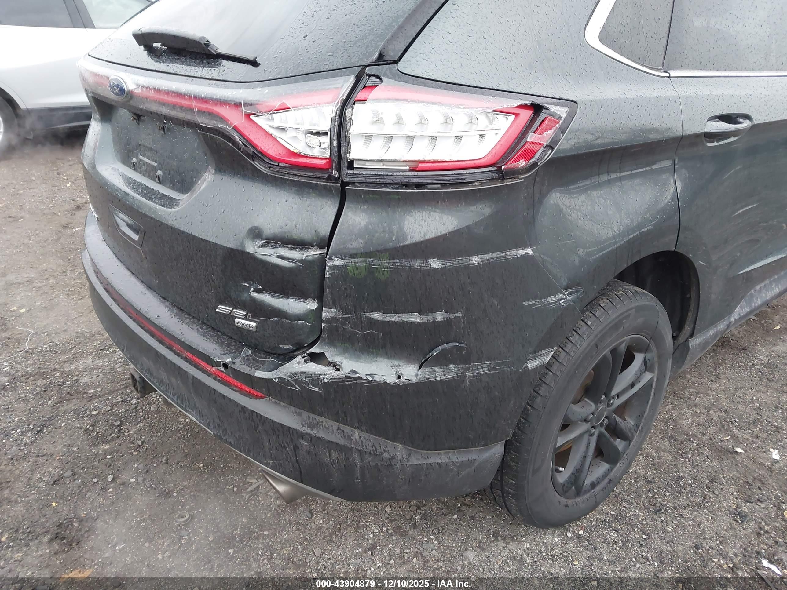 FORD EDGE image 6