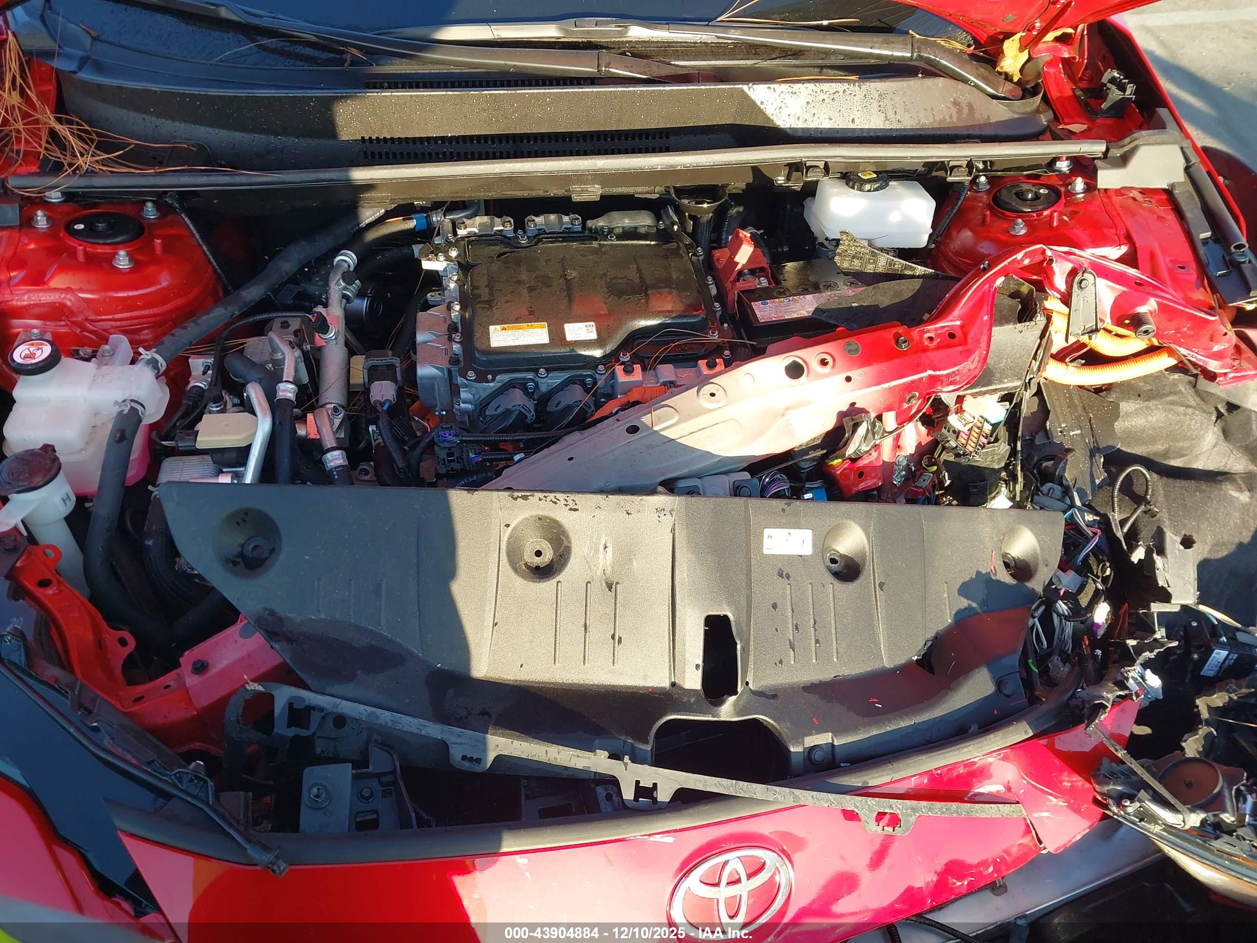 TOYOTA BZ4X image 10