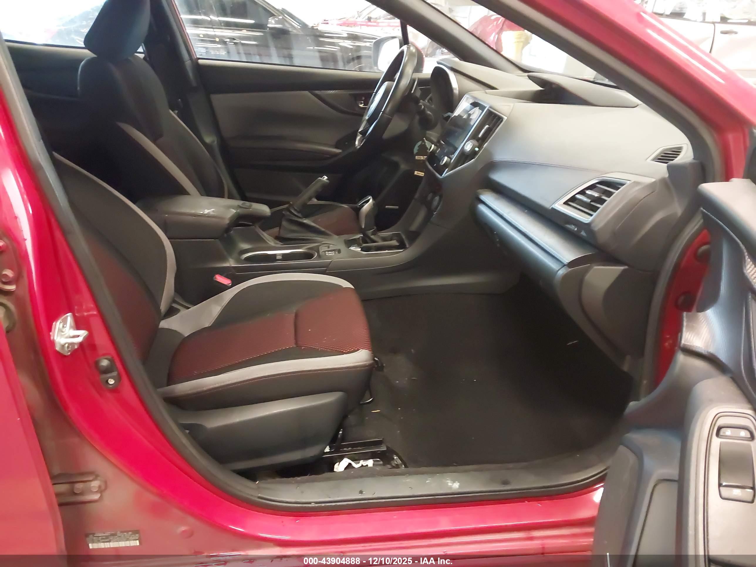 SUBARU IMPREZA image 5