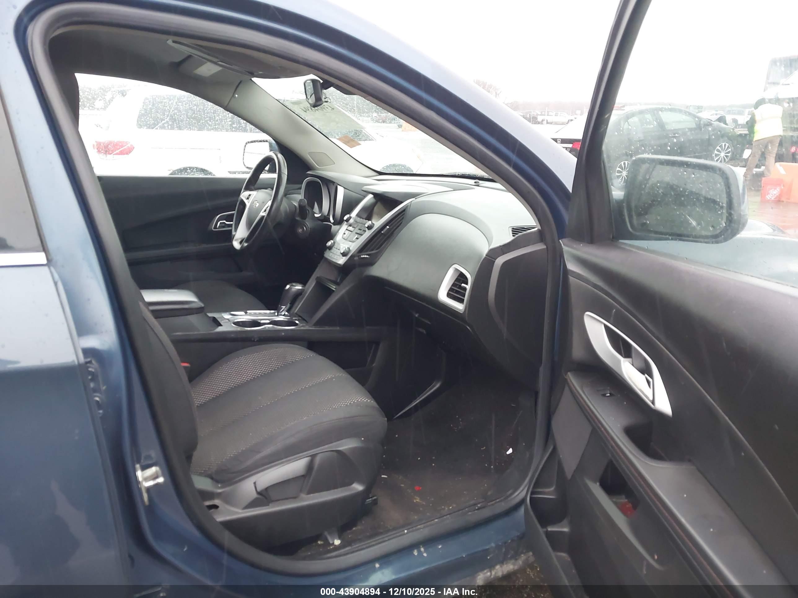CHEVROLET EQUINOX image 5