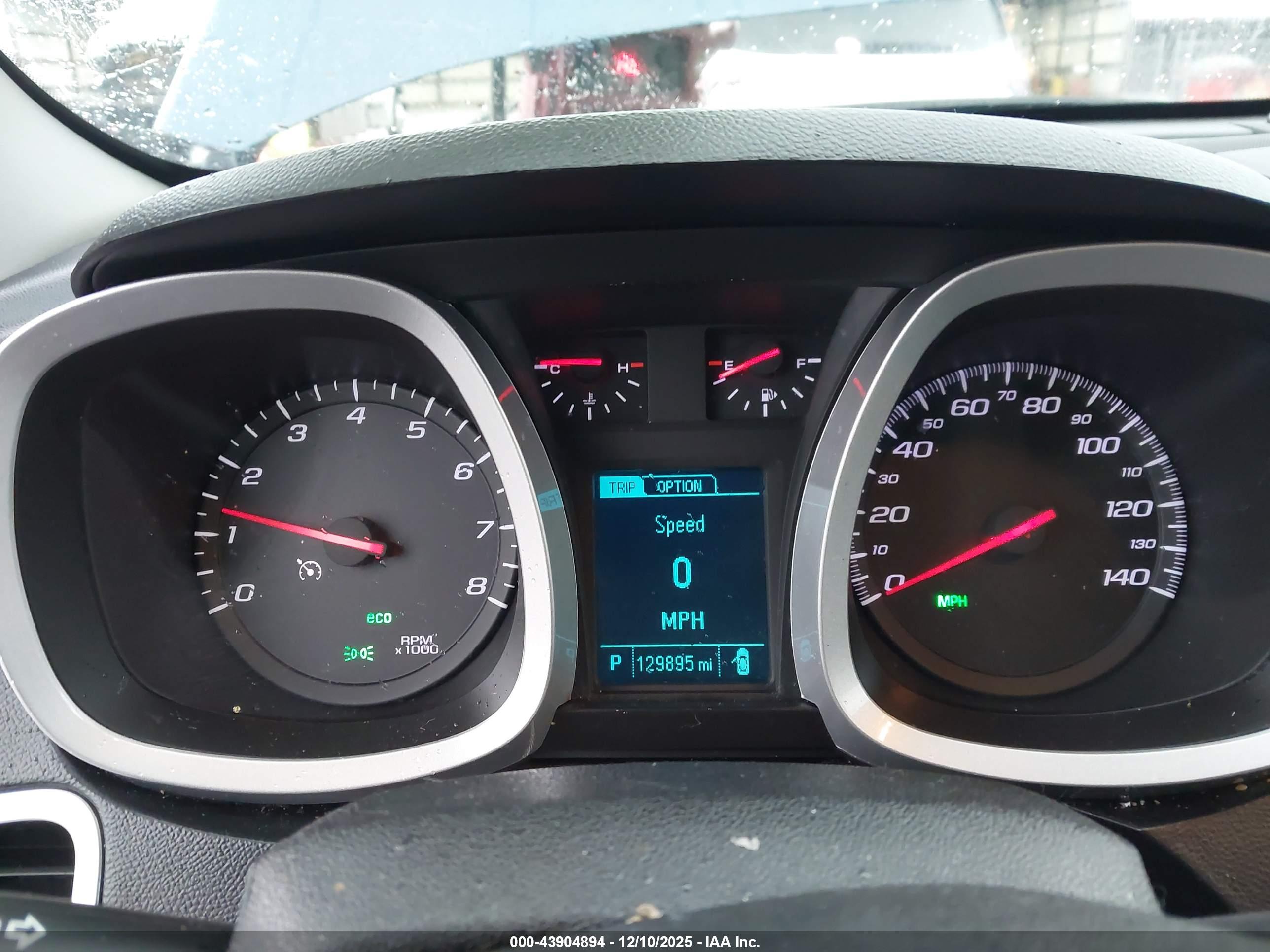 CHEVROLET EQUINOX image 7