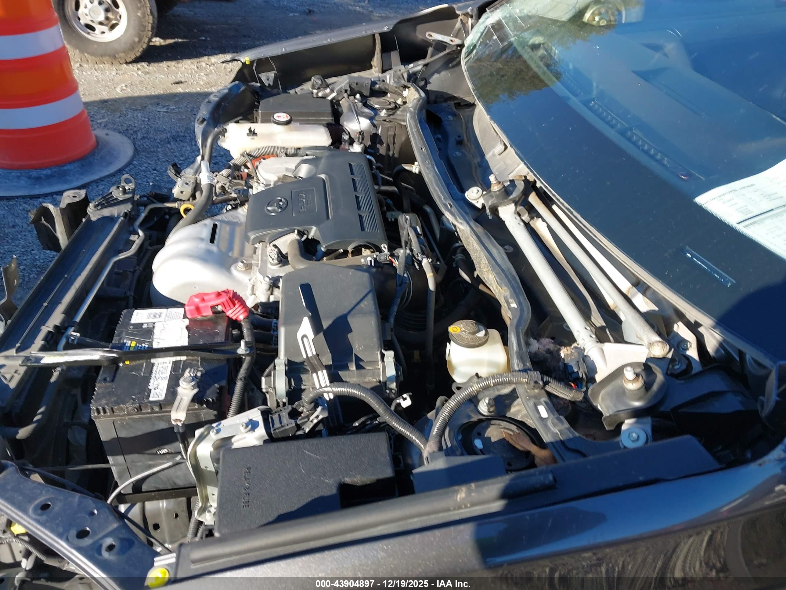 TOYOTA RAV4 image 10