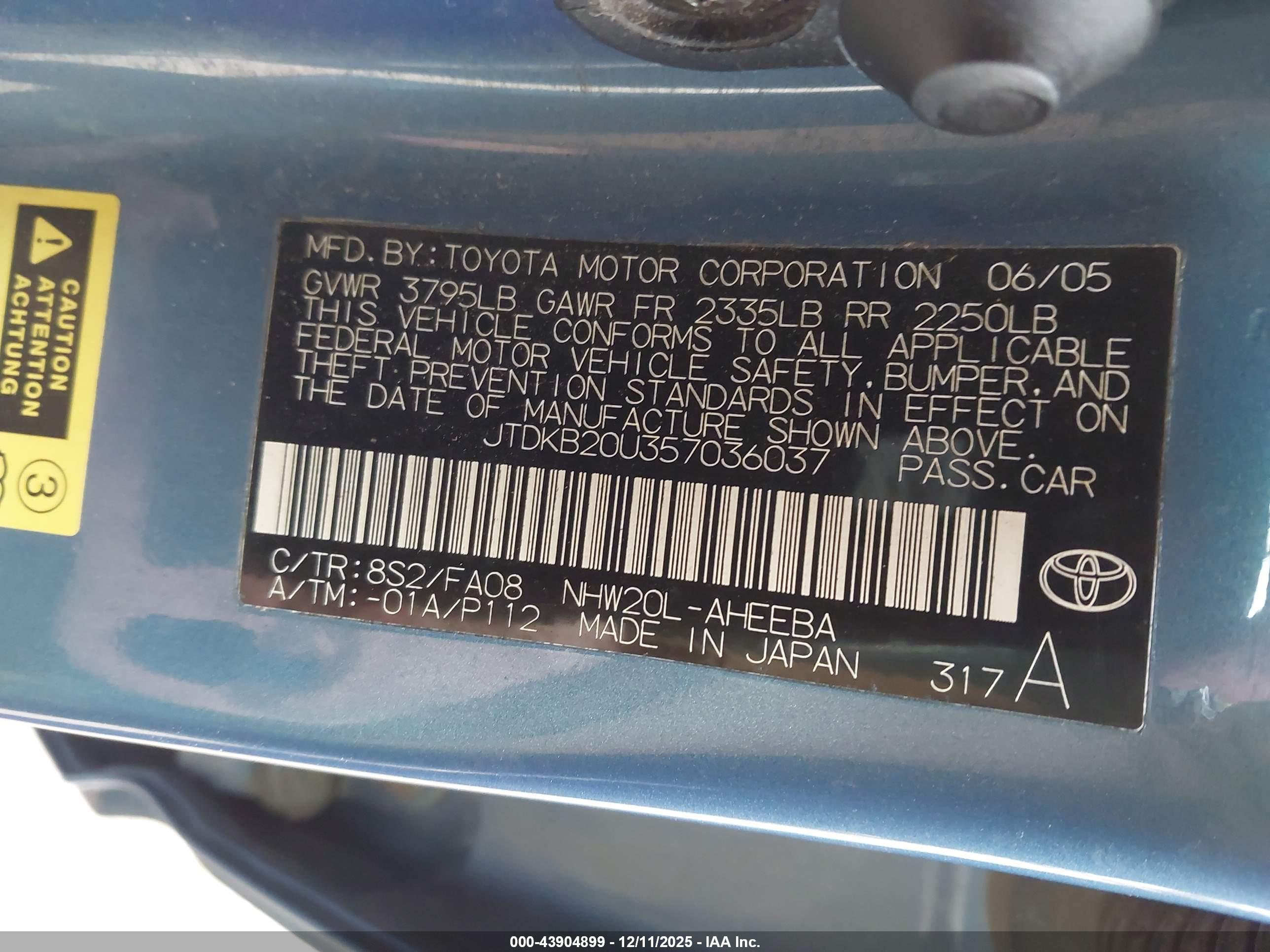 TOYOTA PRIUS image 9