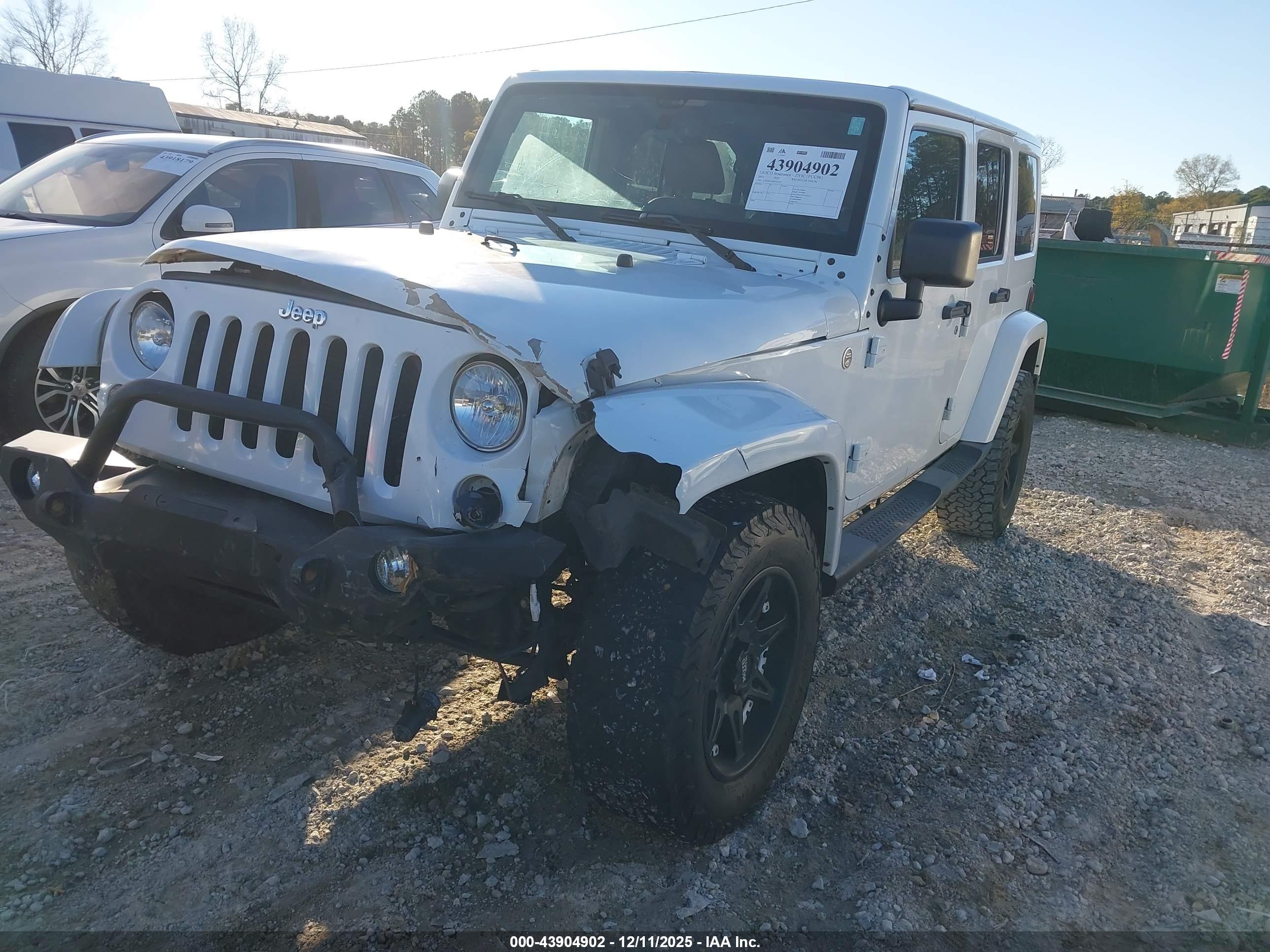 JEEP WRANGLER image 2