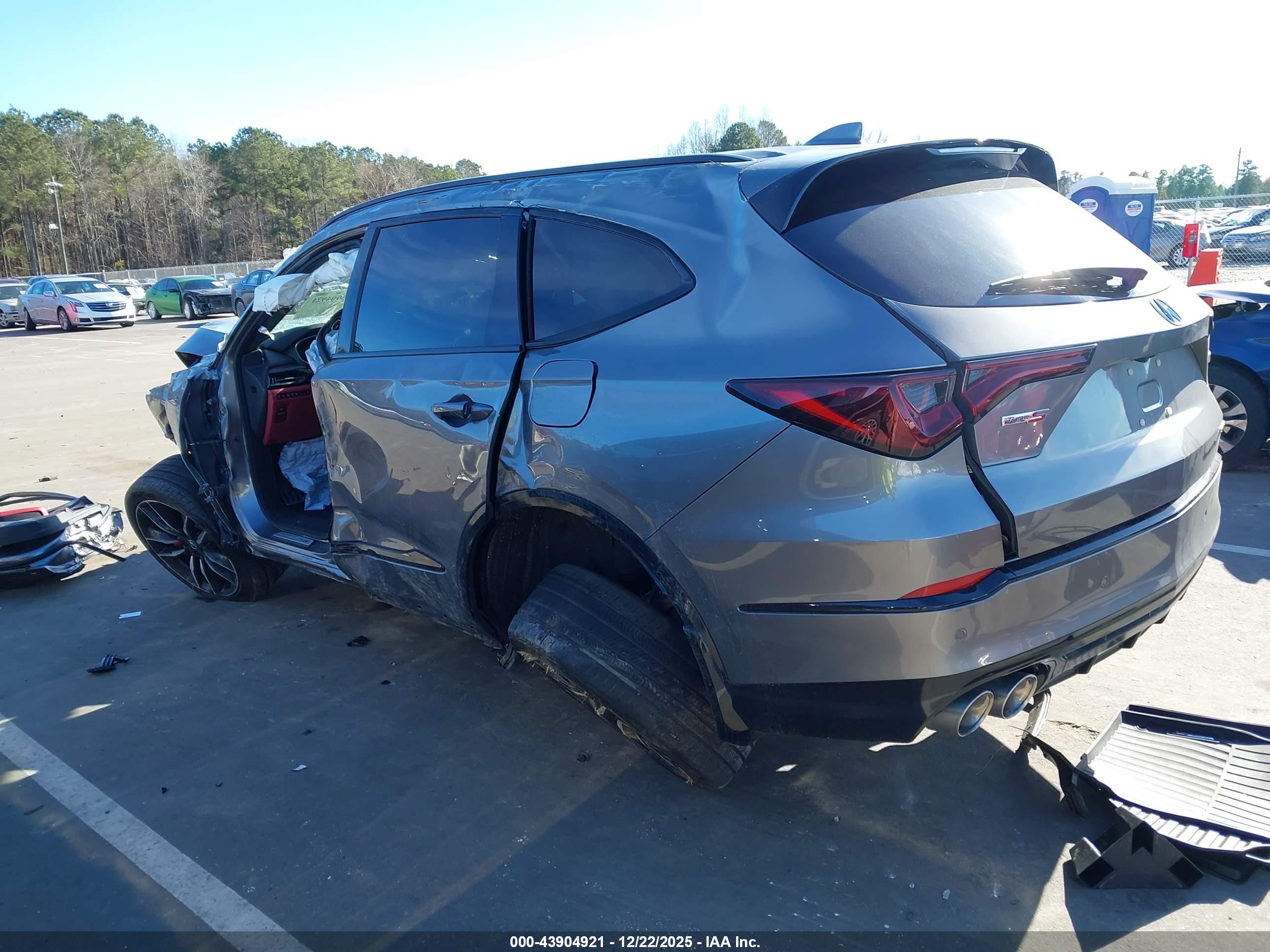ACURA MDX image 3