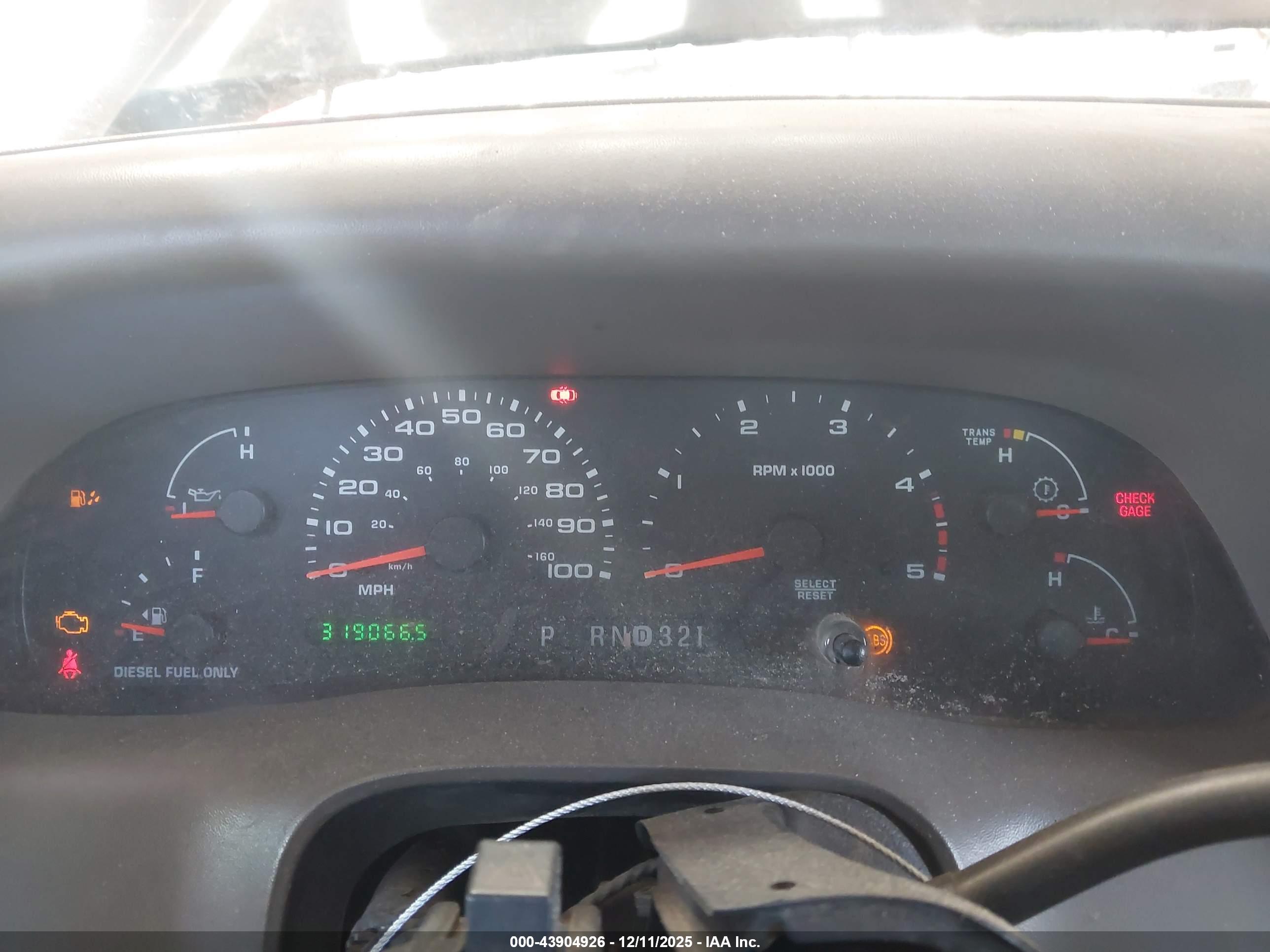 FORD F-250 image 7