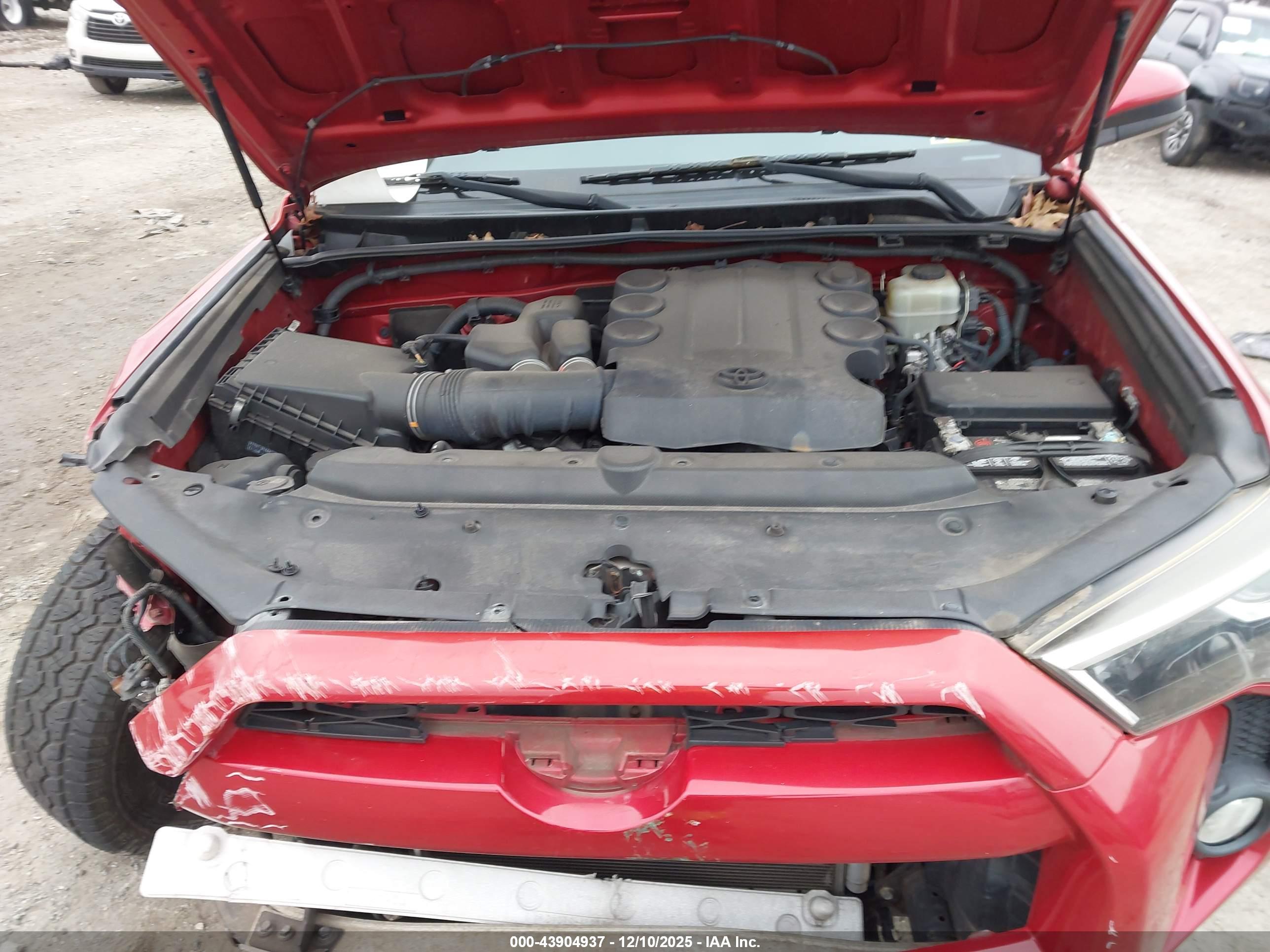 TOYOTA 4RUNNER image 10