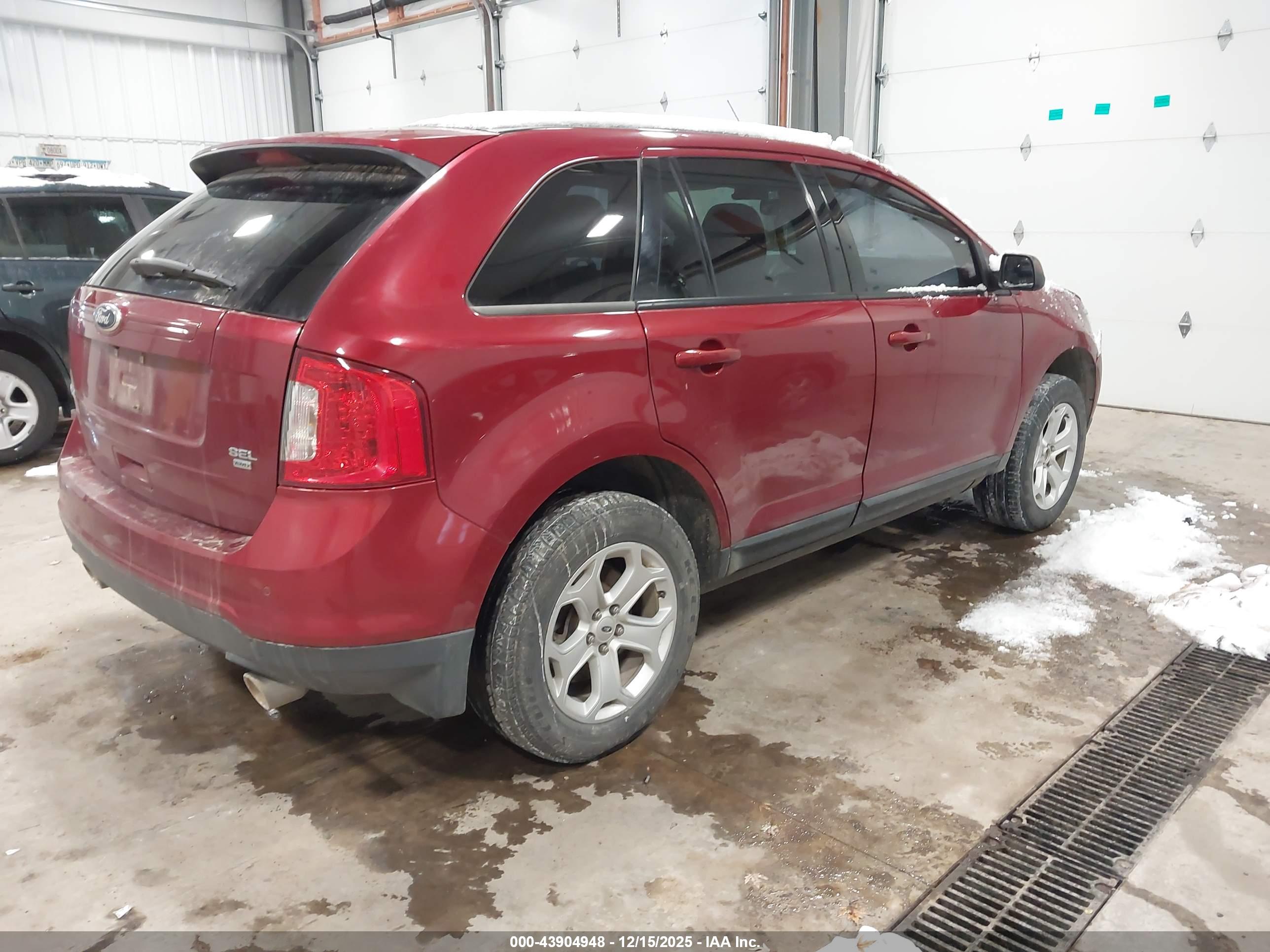 FORD EDGE image 4
