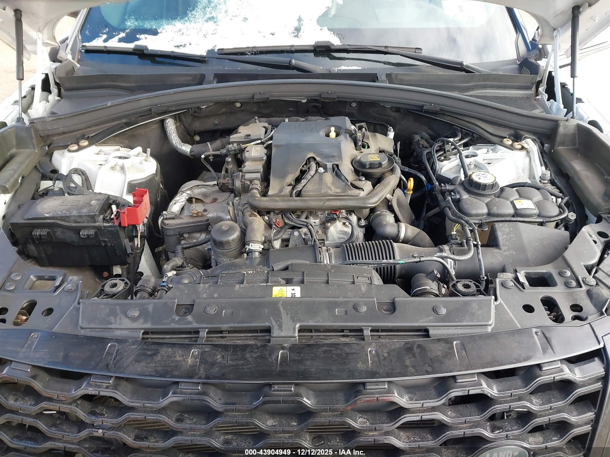 LAND ROVER image 10