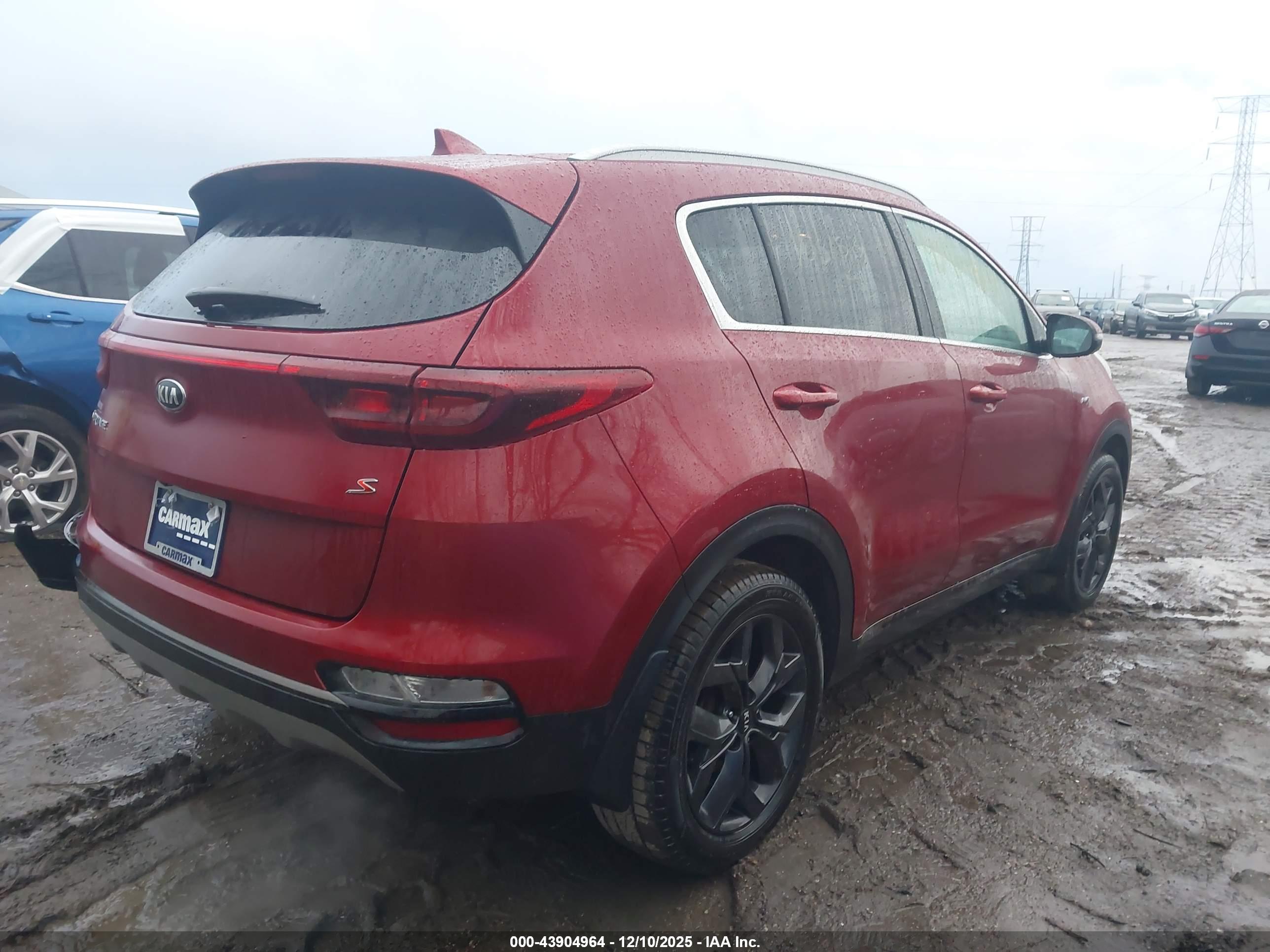 KIA SPORTAGE image 4